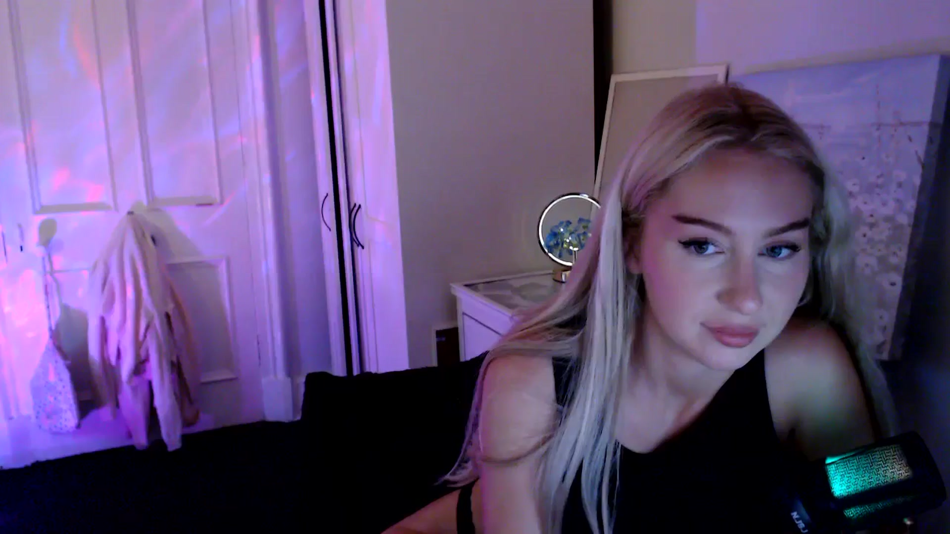 Gallery image thumbnail from British_Cutie's myfreecams stream on, 07/24/2025, 21:06 image 15 of 20