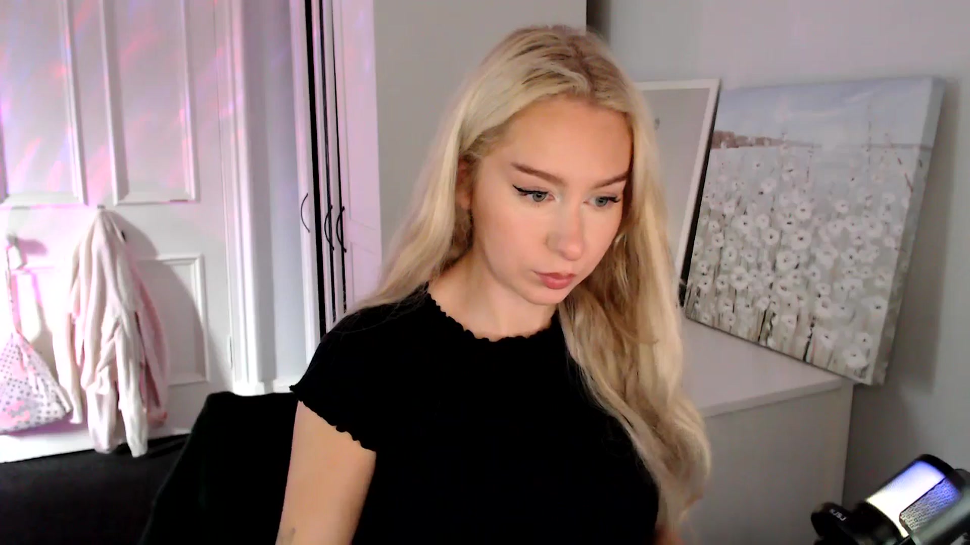 Gallery image thumbnail from British_Cutie's myfreecams stream on, 07/26/2025, 15:43 image 4 of 20