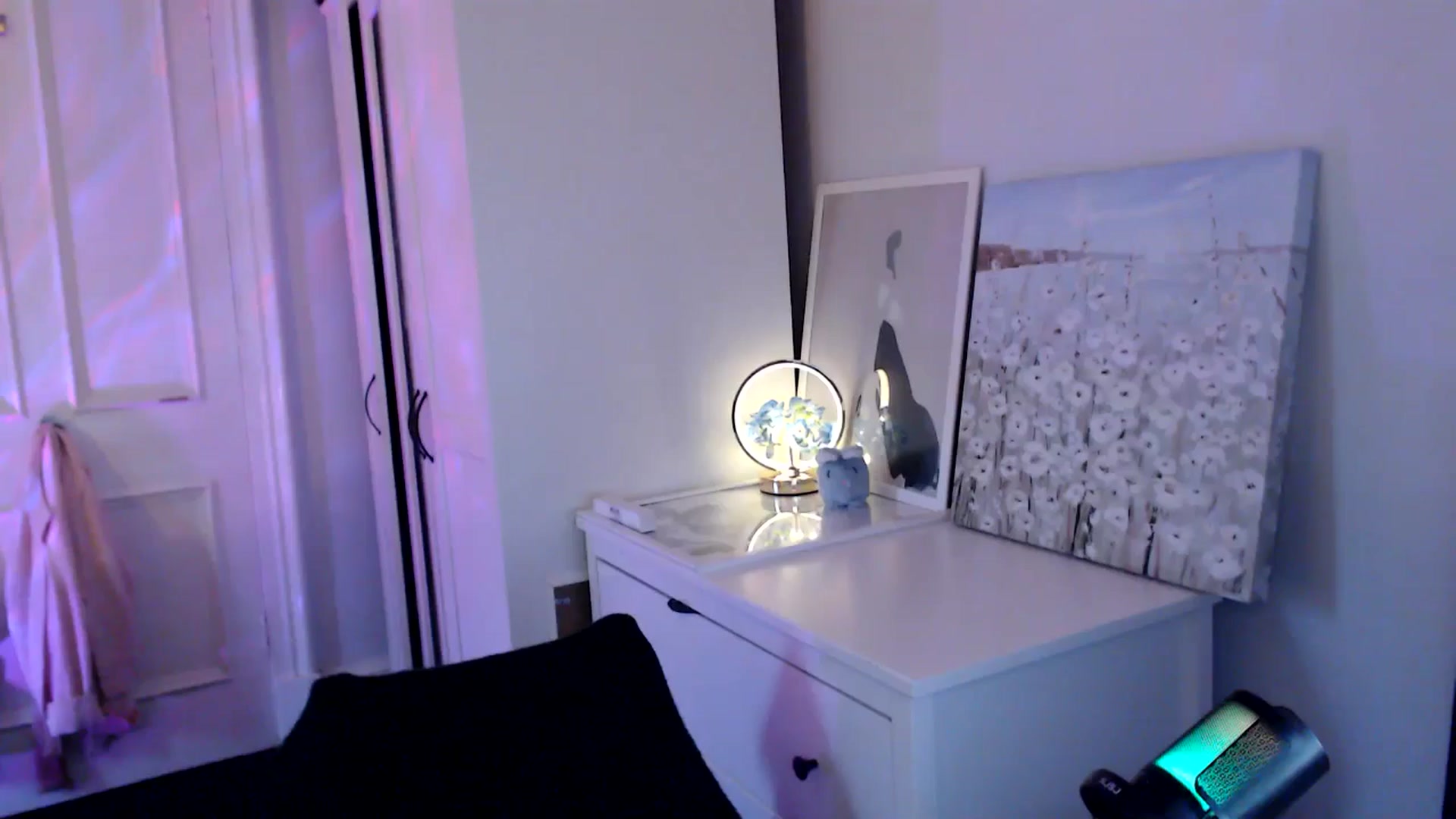 Gallery image thumbnail from British_Cutie's myfreecams stream on, 08/01/2025, 20:33 image 5 of 20
