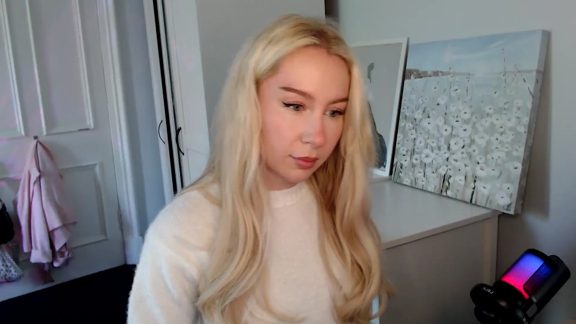 Gallery image thumbnail from British_Cutie's myfreecams stream on, 08/02/2025, 12:15 image 19 of 20