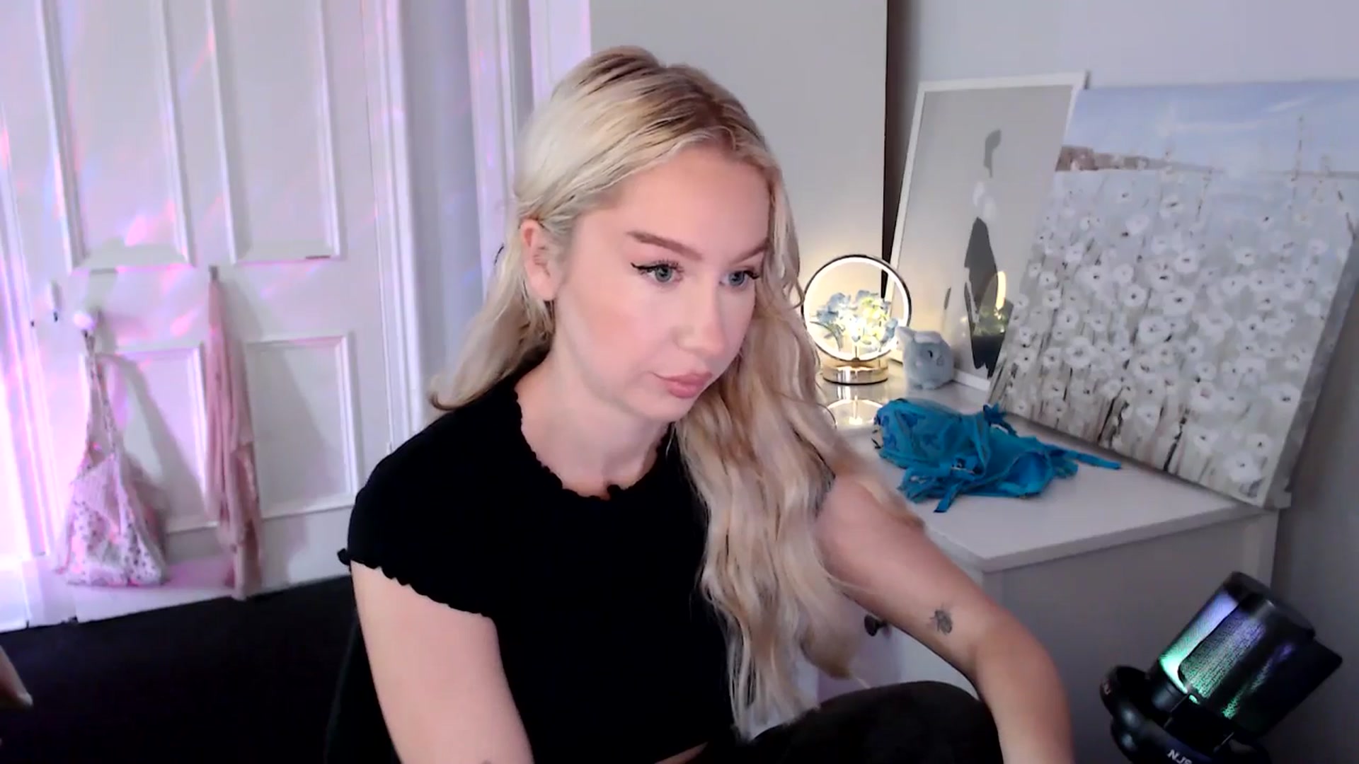 Gallery image thumbnail from British_Cutie's myfreecams stream on, 08/12/2025, 09:22 image 6 of 20