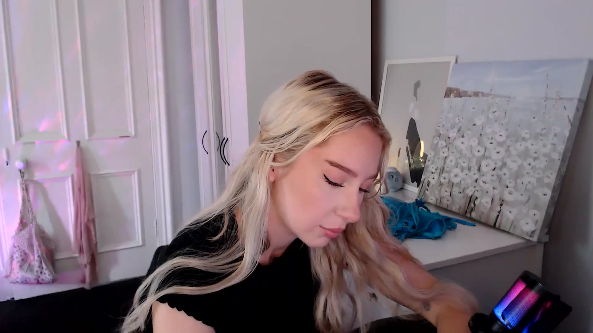 Gallery image thumbnail from British_Cutie's myfreecams stream on, 08/12/2025, 09:22 image 5 of 20