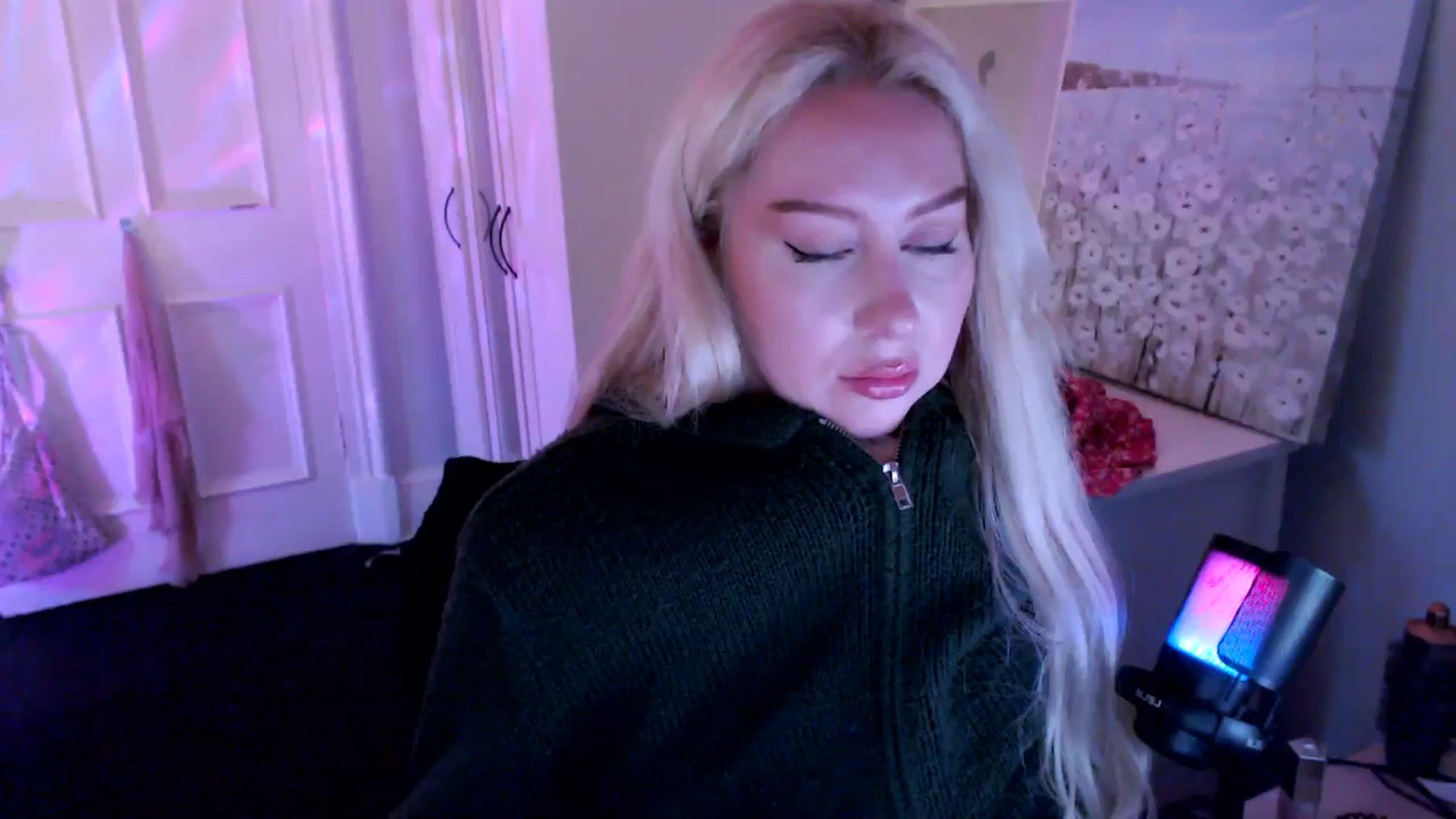 Gallery image thumbnail from British_Cutie's myfreecams stream on, 08/12/2025, 20:53 image 1 of 20