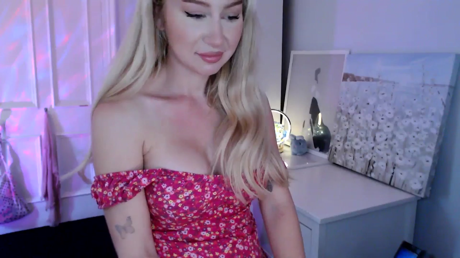 Gallery image thumbnail from British_Cutie's myfreecams stream on, 08/13/2025, 18:50 image 11 of 20