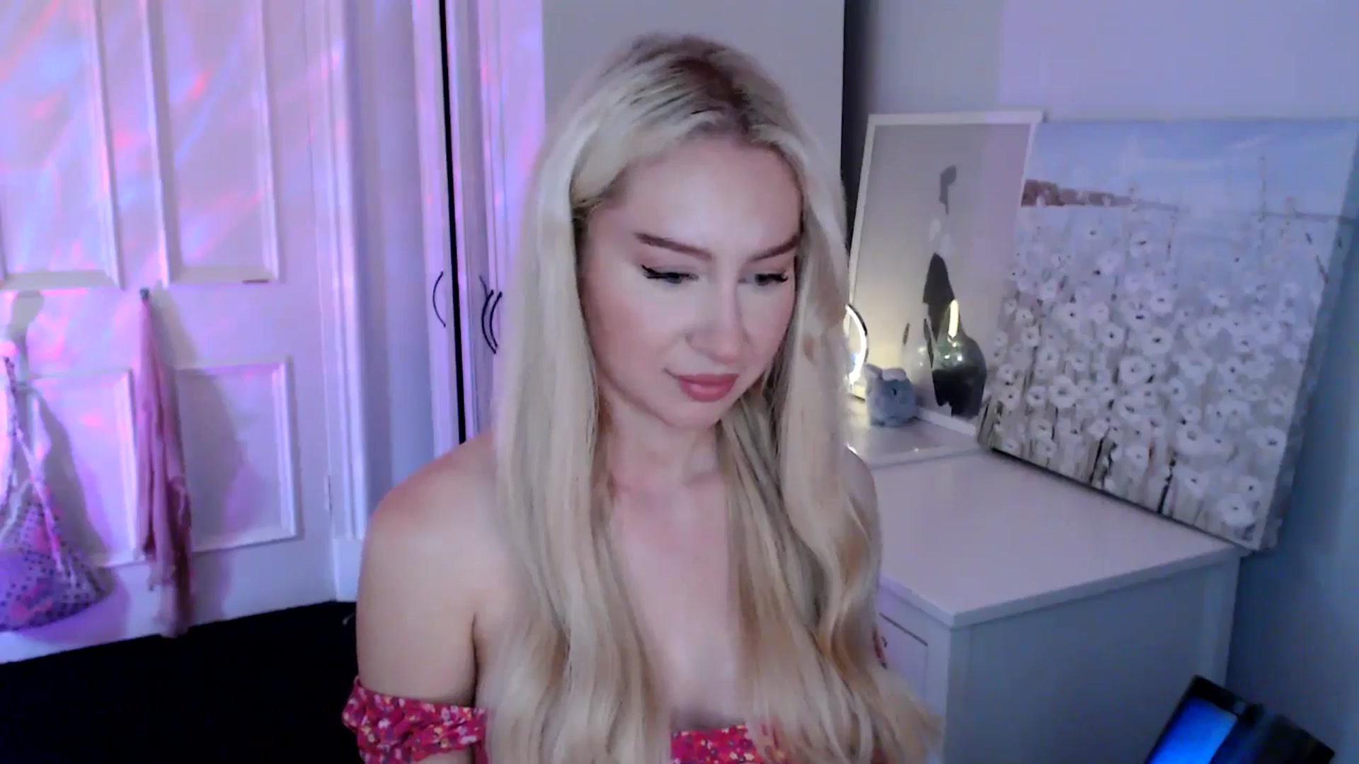 Gallery image thumbnail from British_Cutie's myfreecams stream on, 08/13/2025, 18:50 image 18 of 20