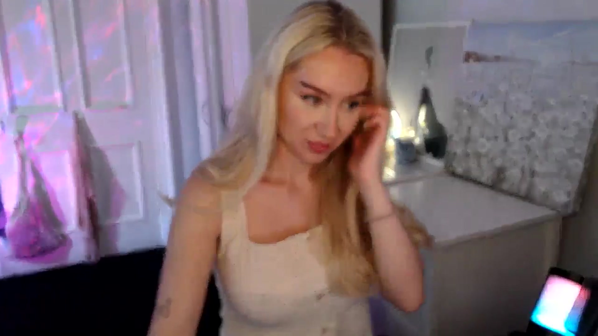 Gallery image thumbnail from British_Cutie's myfreecams stream on, 08/14/2025, 12:20 image 11 of 20