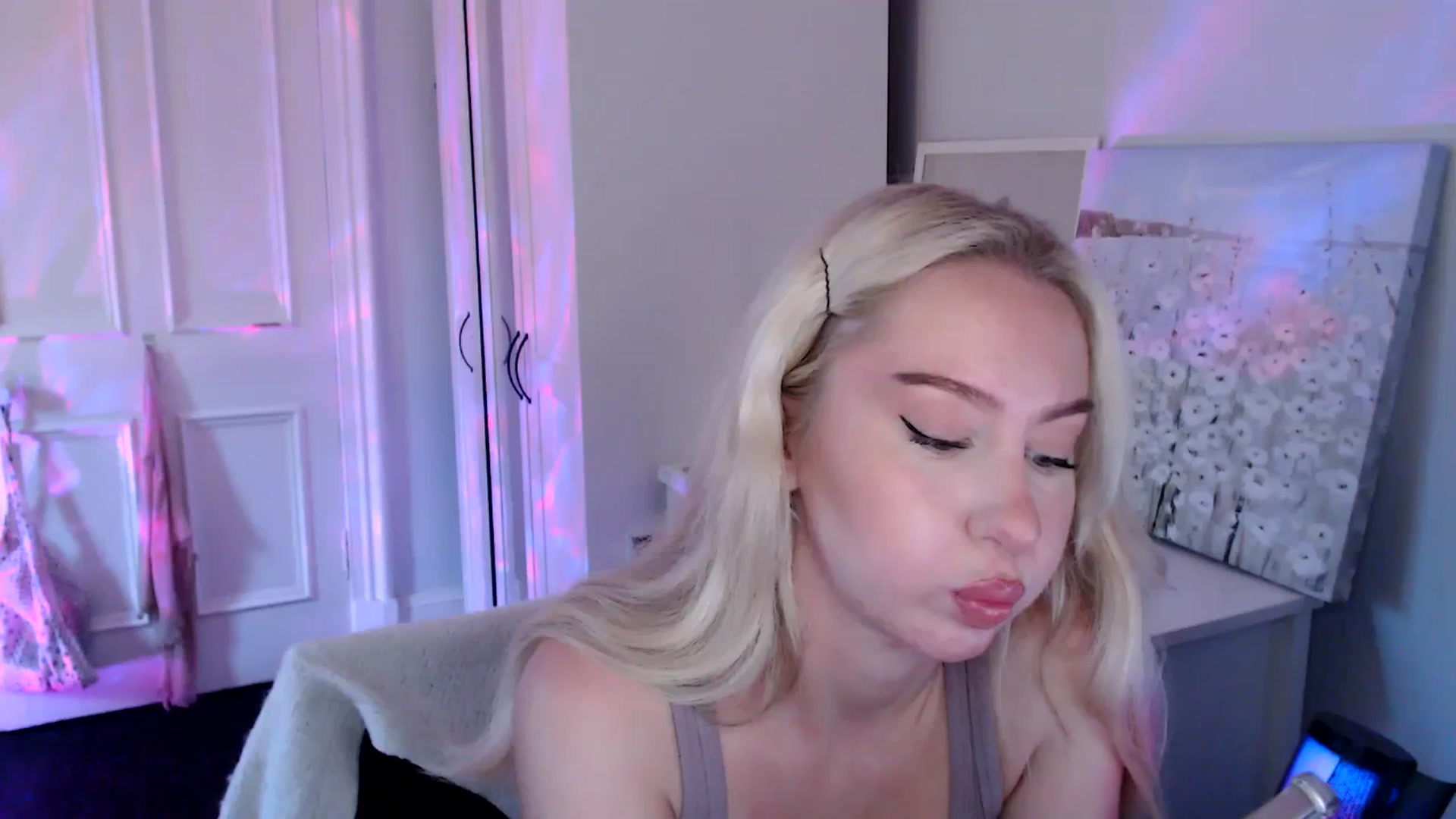 Gallery image thumbnail from British_Cutie's myfreecams stream on, 08/15/2025, 19:49 image 1 of 20