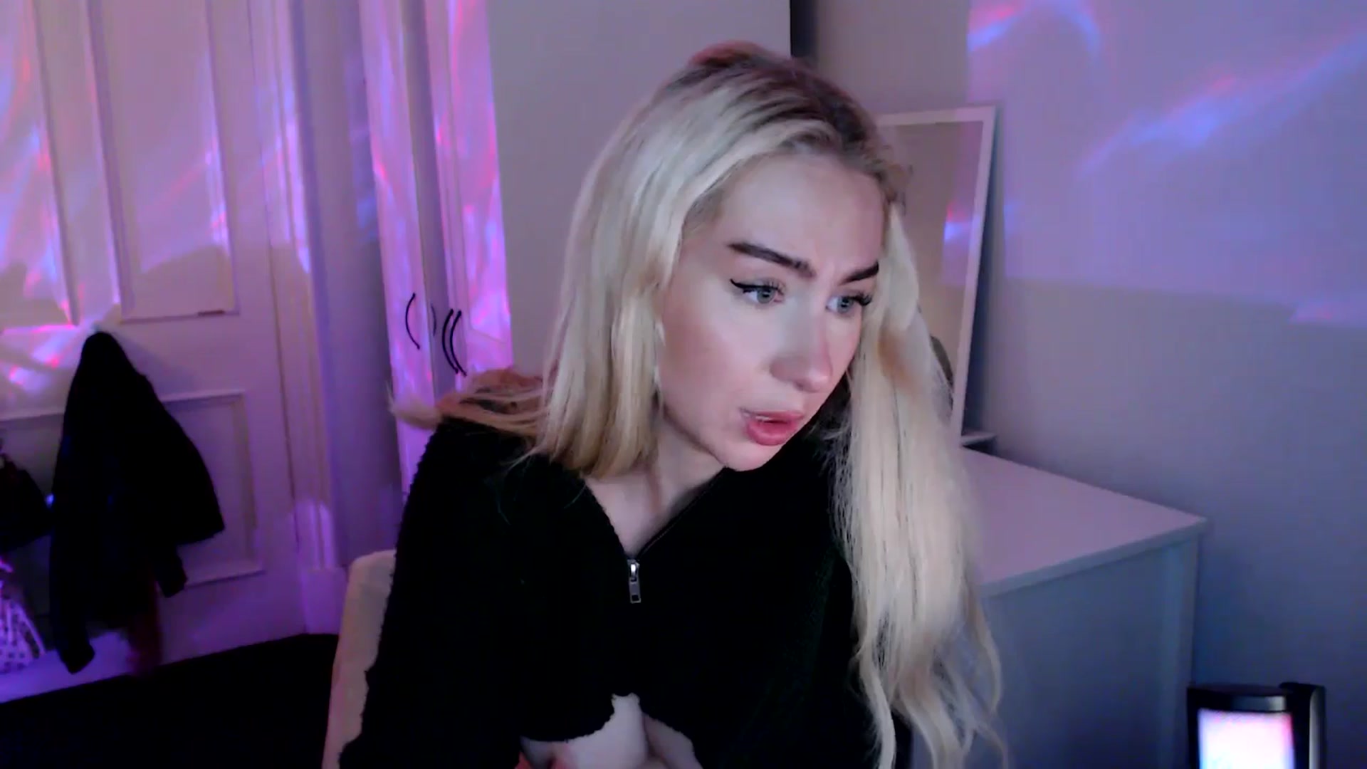 Gallery image thumbnail from British_Cutie's myfreecams stream on, 08/25/2025, 21:35 image 11 of 20