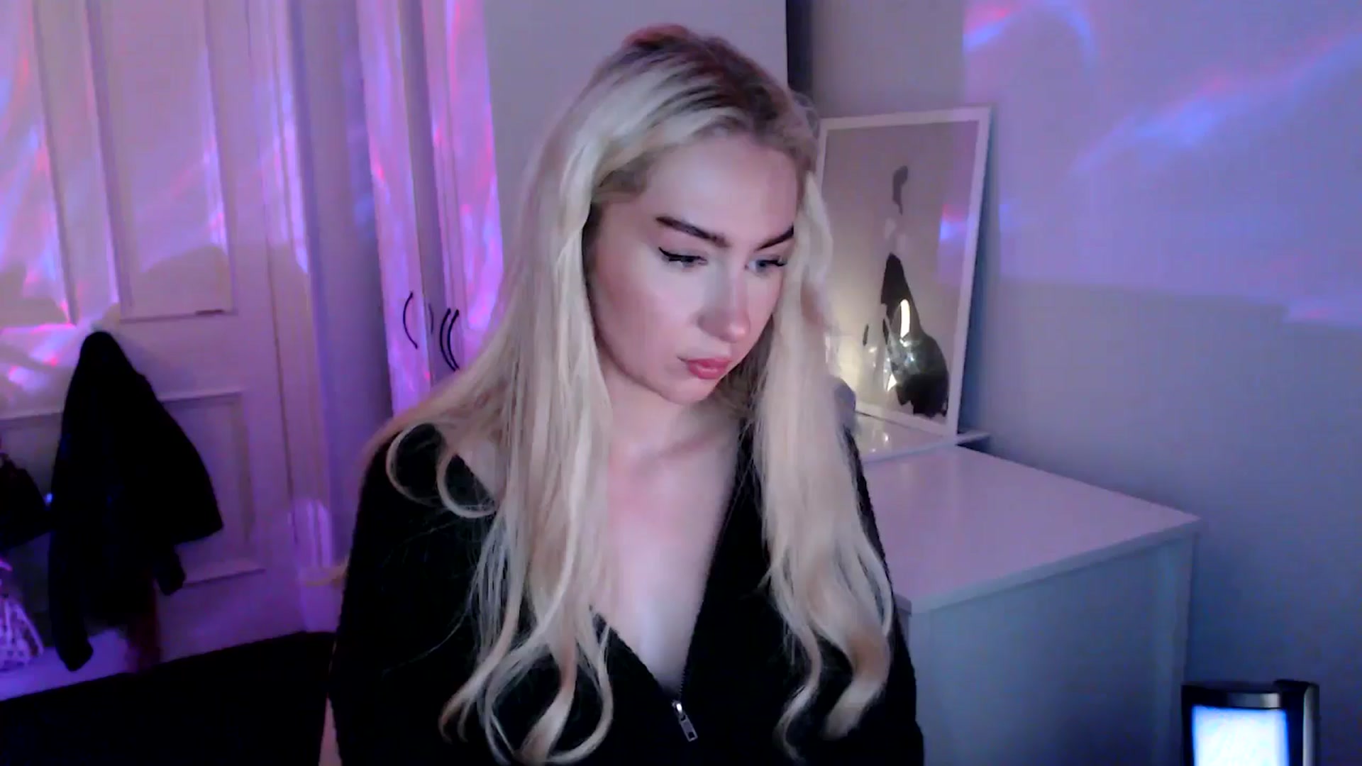Gallery image thumbnail from British_Cutie's myfreecams stream on, 08/25/2025, 21:35 image 14 of 20
