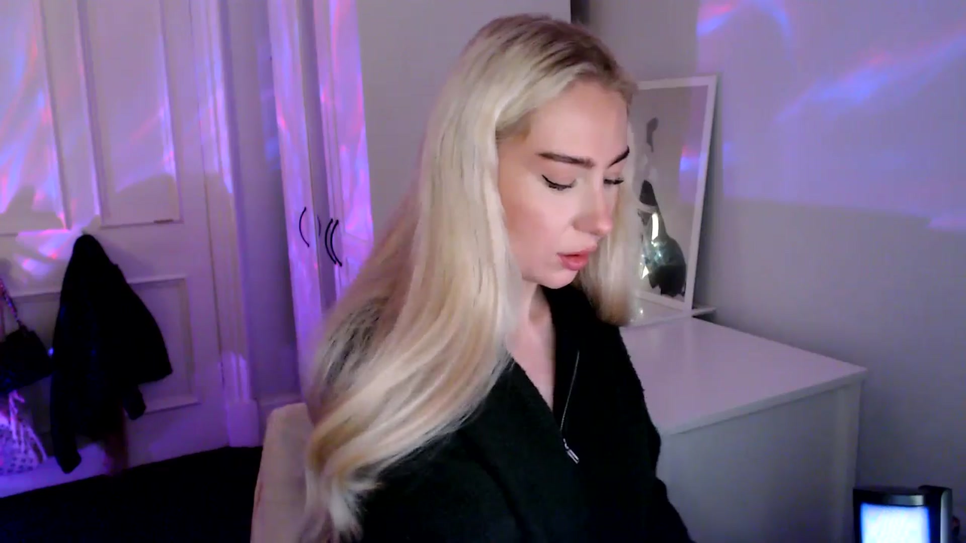 Gallery image thumbnail from British_Cutie's myfreecams stream on, 08/25/2025, 21:35 image 2 of 20