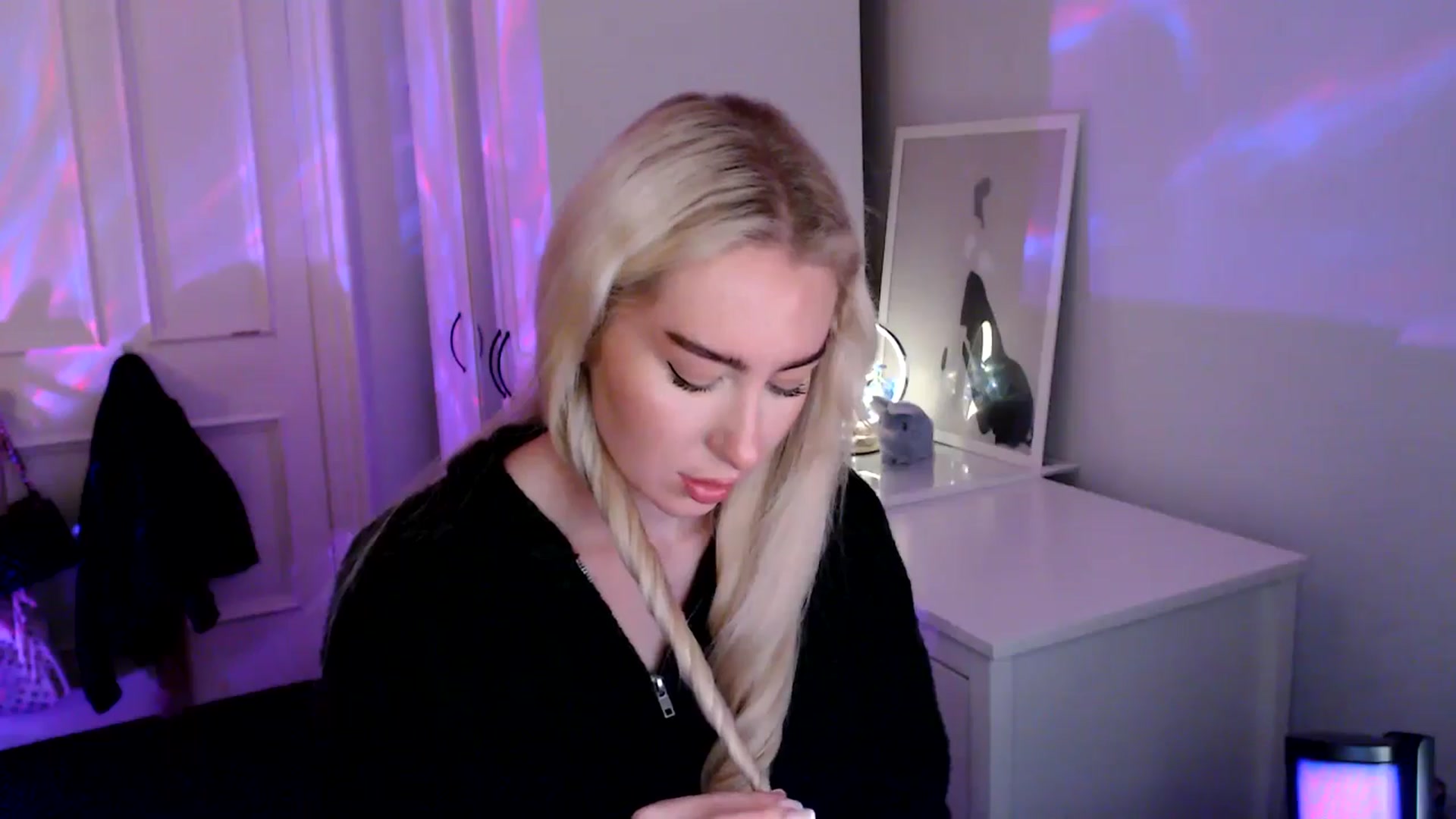 Gallery image thumbnail from British_Cutie's myfreecams stream on, 08/25/2025, 21:35 image 4 of 20