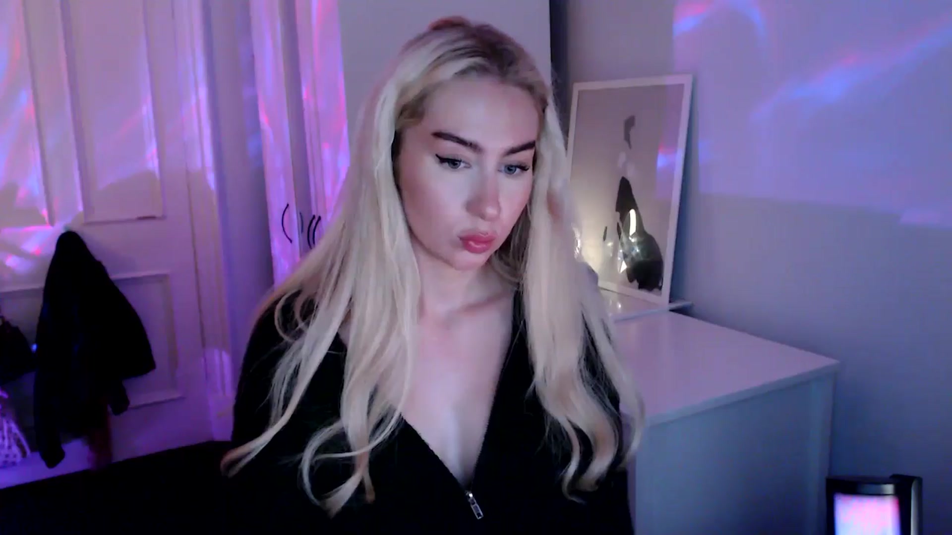 Gallery image thumbnail from British_Cutie's myfreecams stream on, 08/25/2025, 21:35 image 13 of 20
