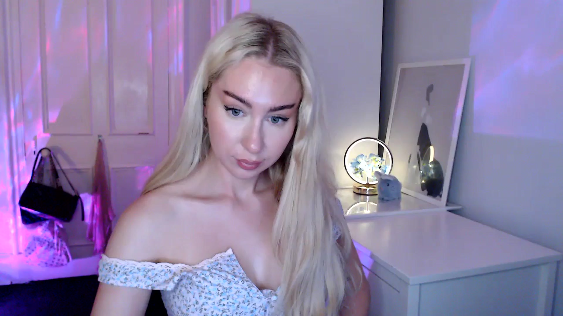 Gallery image thumbnail from British_Cutie's myfreecams stream on, 08/26/2025, 19:48 image 15 of 20