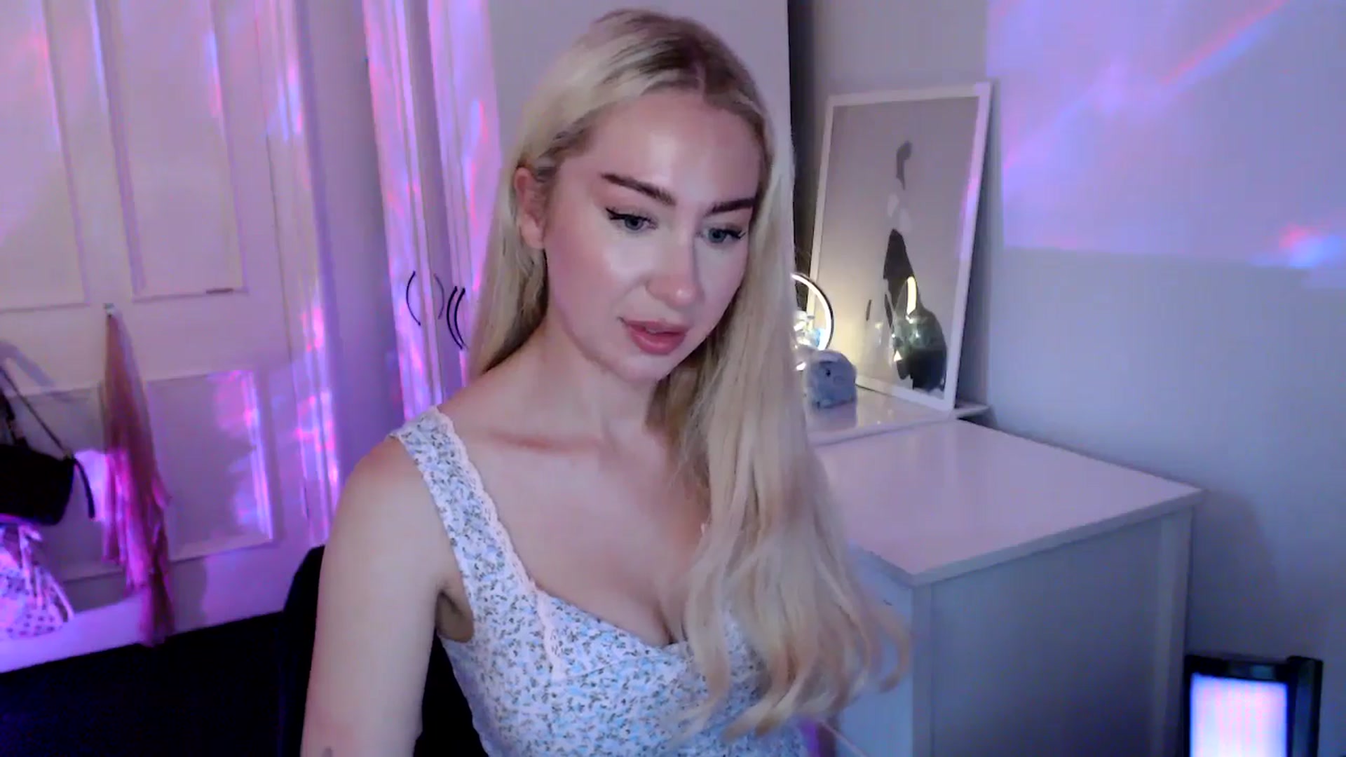 Gallery image thumbnail from British_Cutie's myfreecams stream on, 08/26/2025, 19:48 image 10 of 20