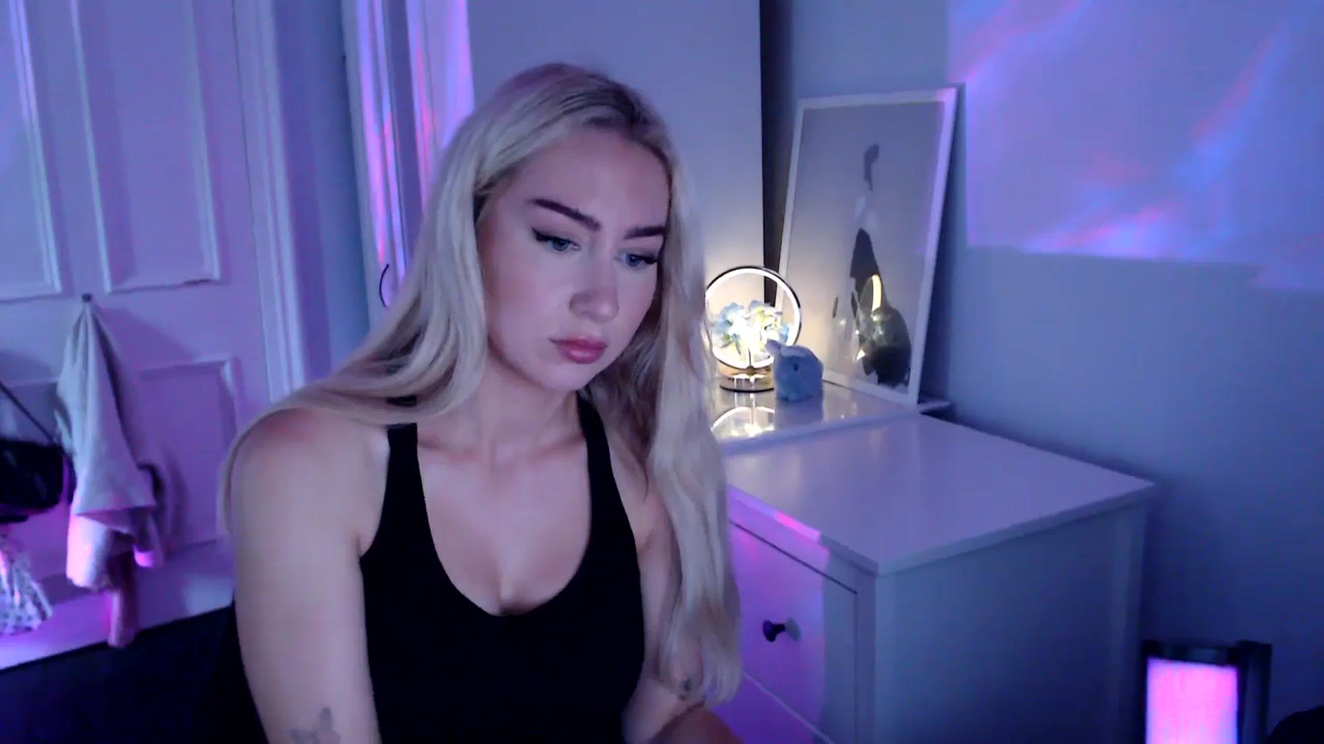Gallery image thumbnail from British_Cutie's myfreecams stream on, 08/27/2025, 17:41 image 2 of 20