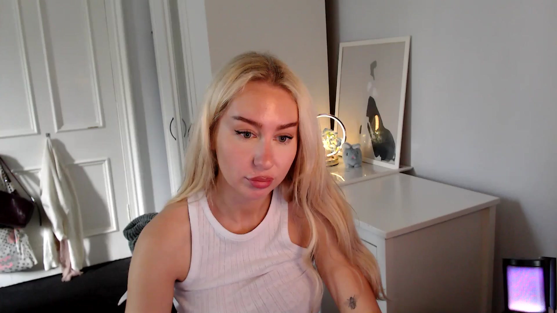 Gallery image thumbnail from British_Cutie's myfreecams stream on, 08/29/2025, 12:54 image 9 of 20