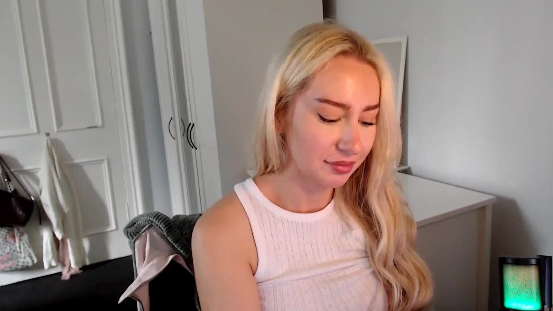 Gallery image thumbnail from British_Cutie's myfreecams stream on, 08/29/2025, 12:54 image 5 of 20
