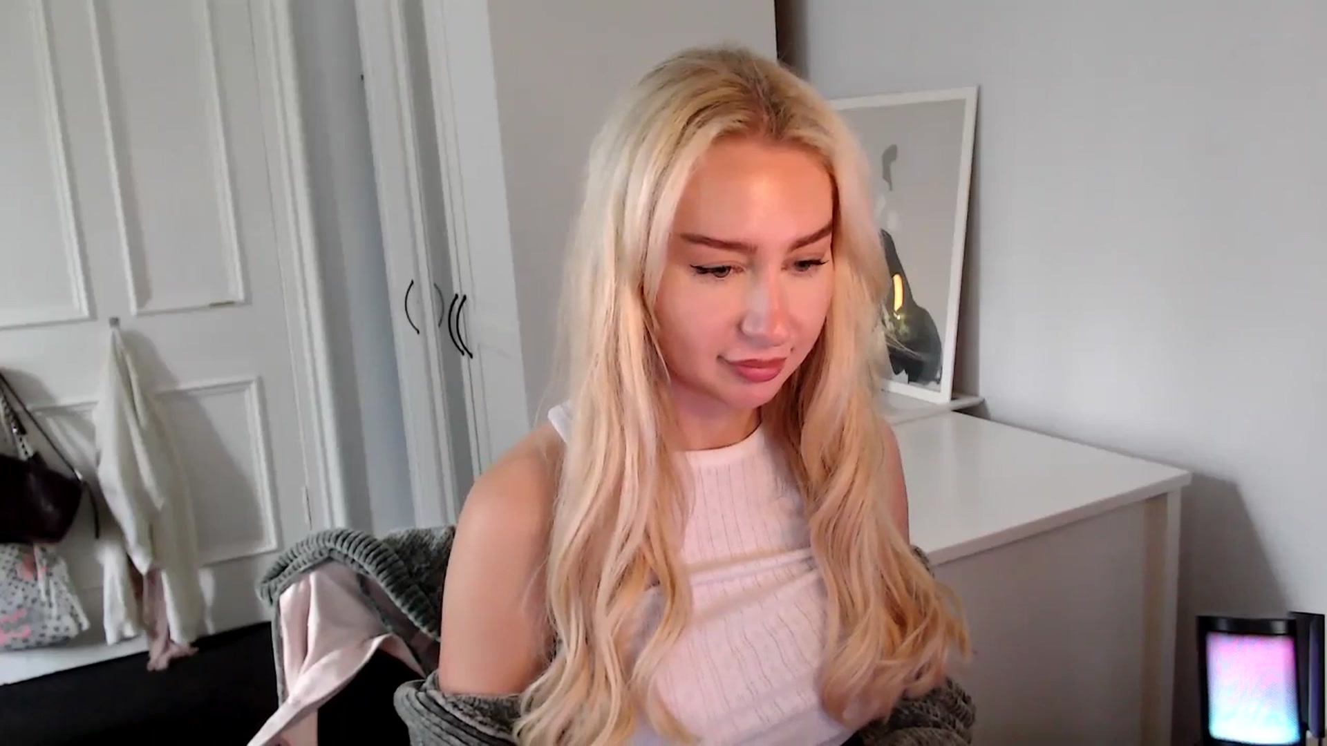 Gallery image thumbnail from British_Cutie's myfreecams stream on, 08/29/2025, 12:54 image 3 of 20