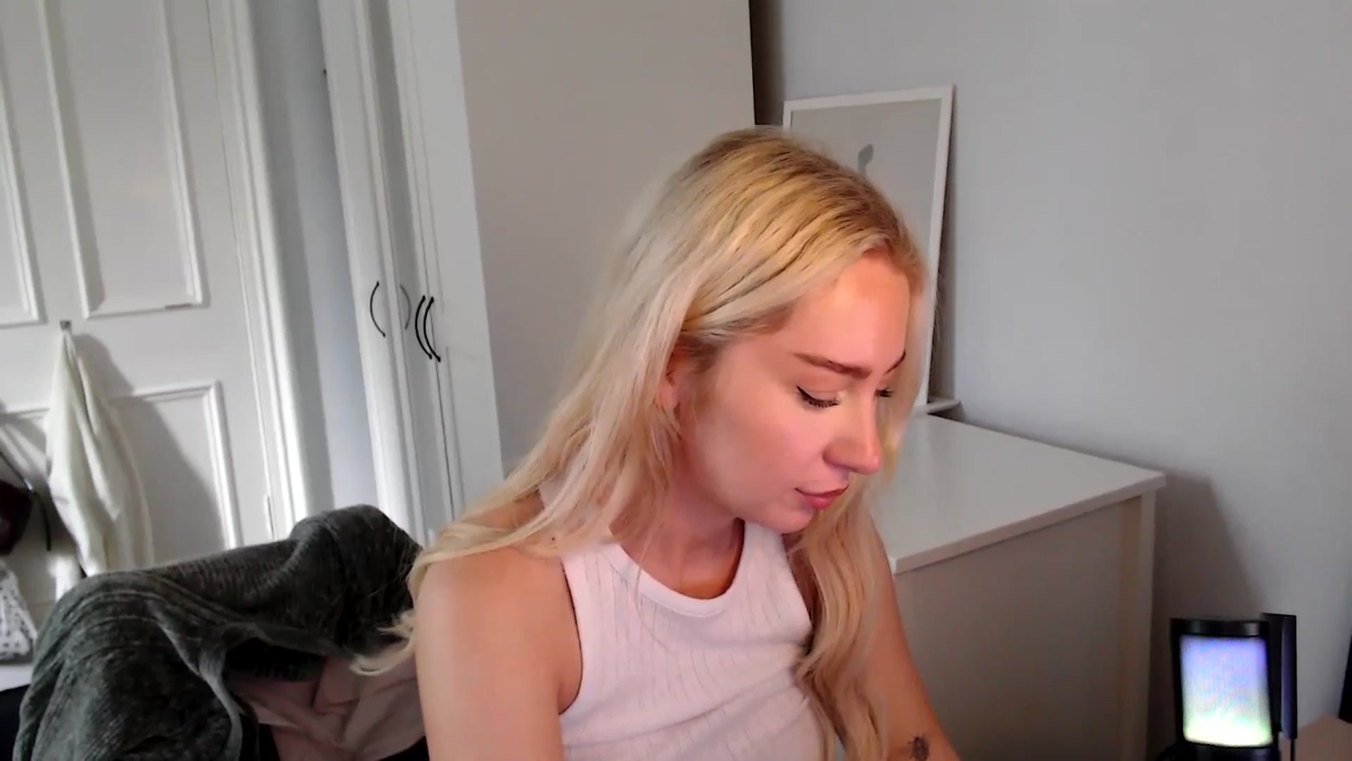 Gallery image thumbnail from British_Cutie's myfreecams stream on, 08/29/2025, 12:54 image 12 of 20