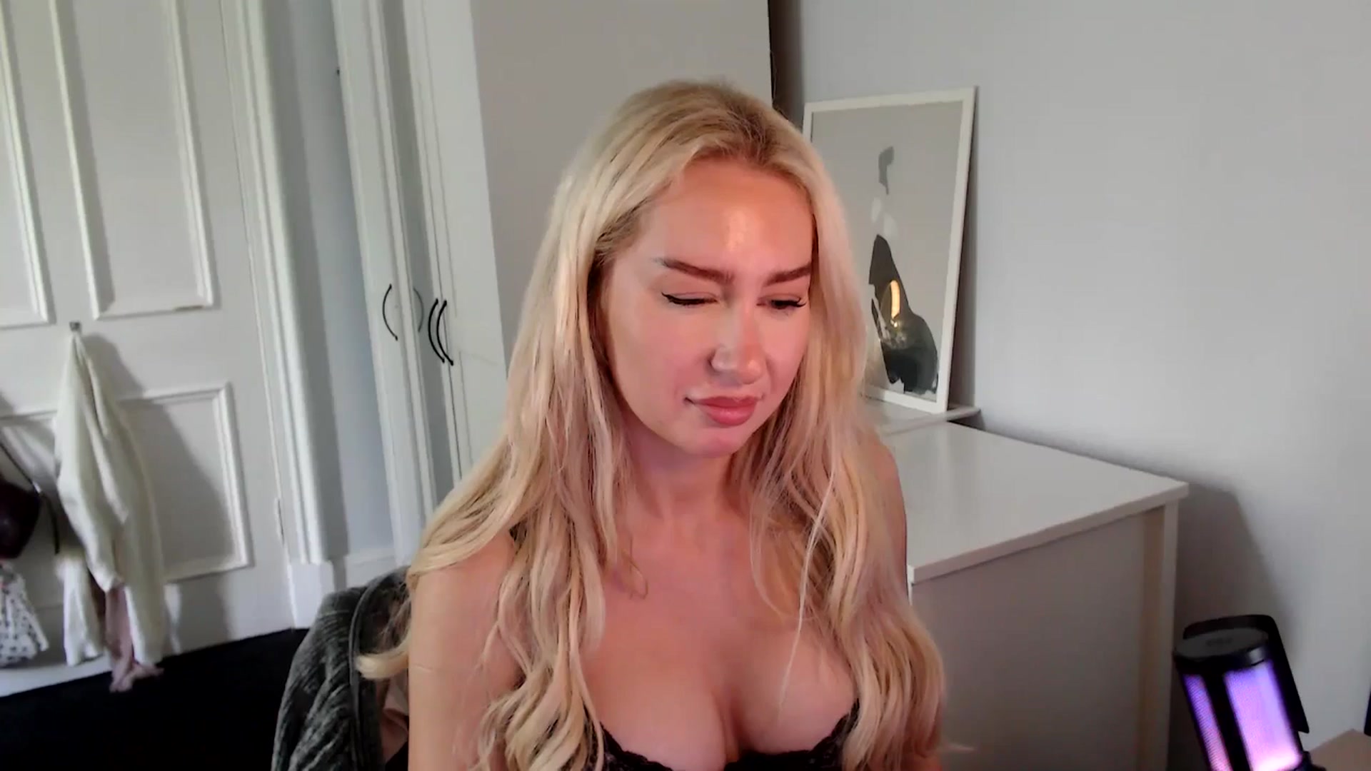 Gallery image thumbnail from British_Cutie's myfreecams stream on, 08/29/2025, 15:26 image 4 of 20