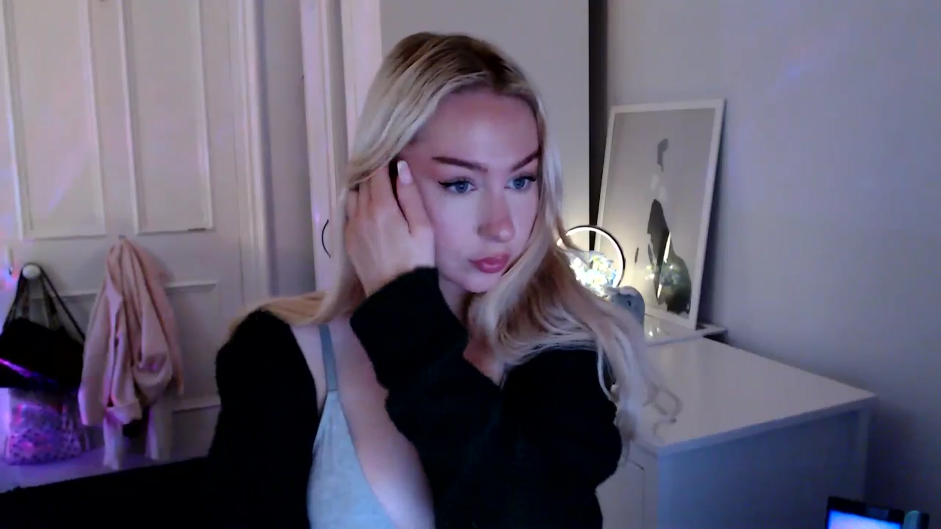 Gallery image thumbnail from British_Cutie's myfreecams stream on, 09/01/2025, 09:40 image 4 of 20