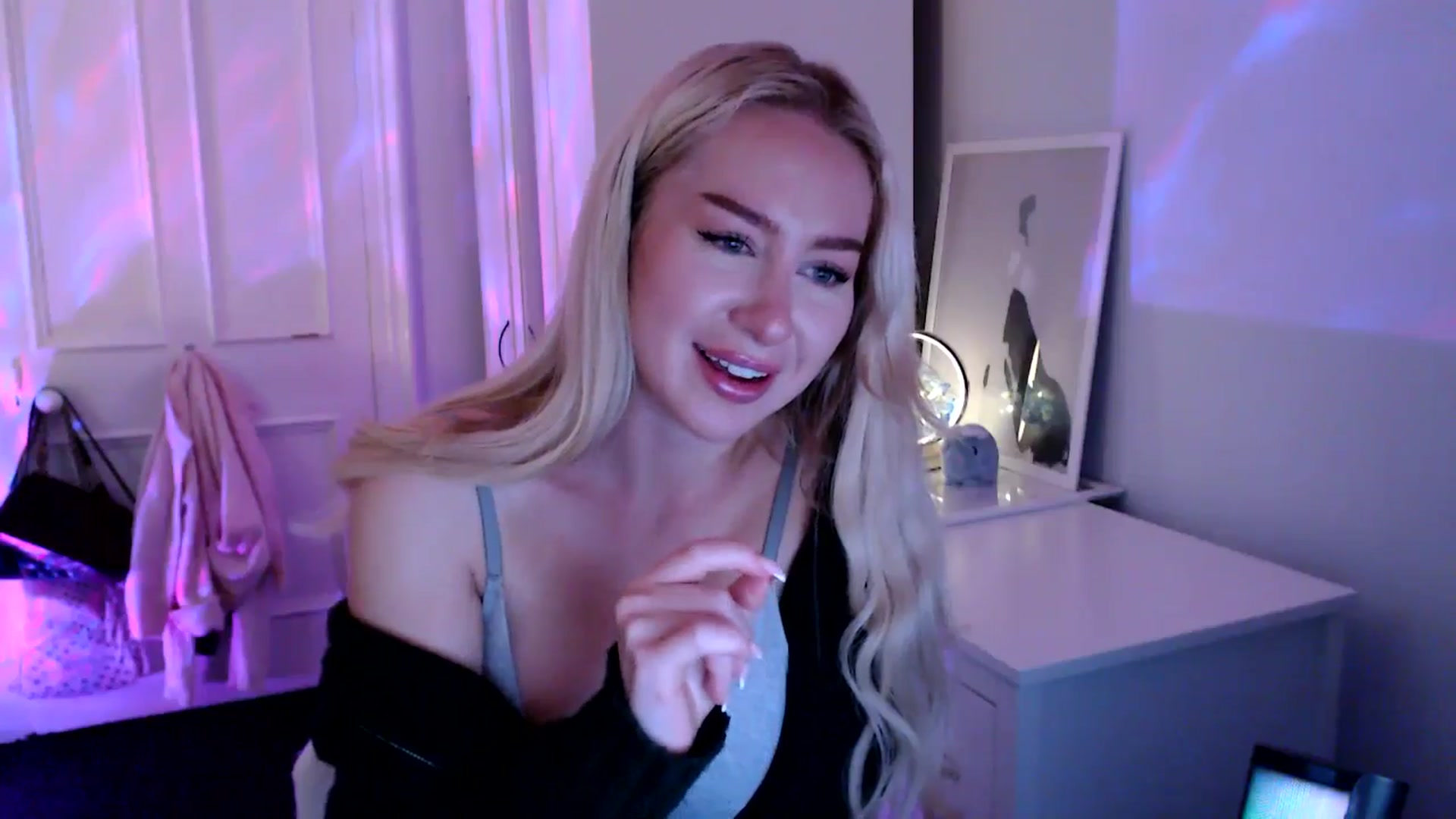 Gallery image thumbnail from British_Cutie's myfreecams stream on, 09/01/2025, 10:51 image 8 of 20