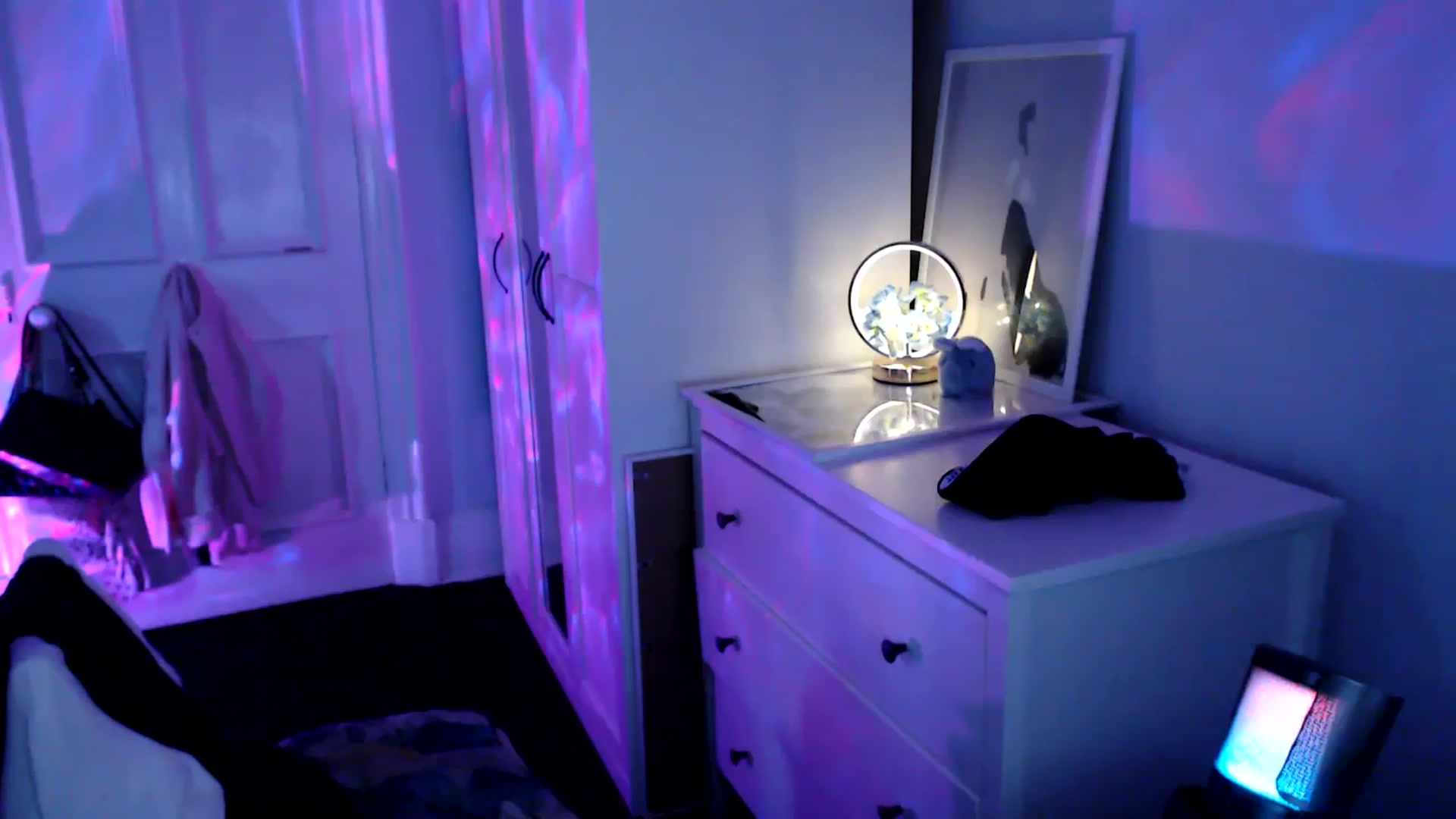 Gallery image thumbnail from British_Cutie's myfreecams stream on, 09/01/2025, 20:04 image 2 of 20