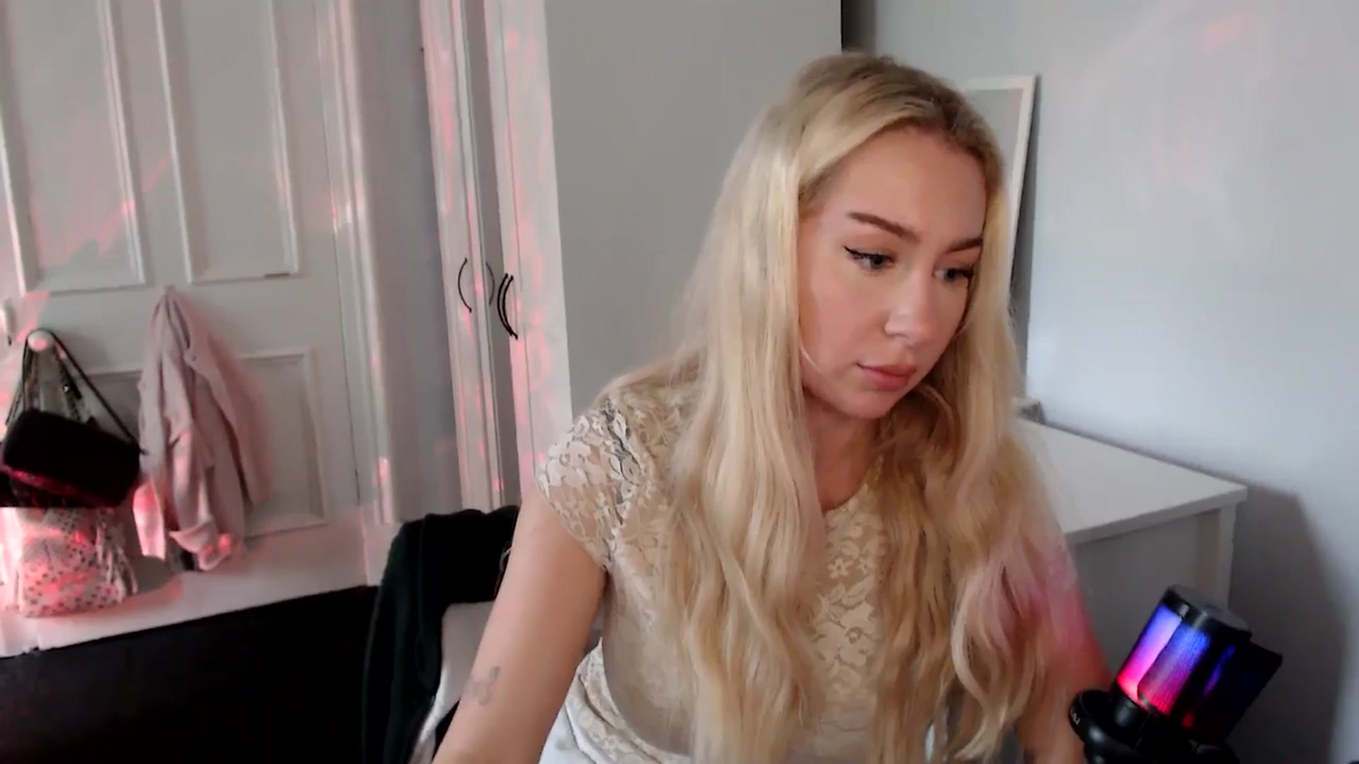 Gallery image thumbnail from British_Cutie's myfreecams stream on, 09/02/2025, 13:14 image 12 of 20