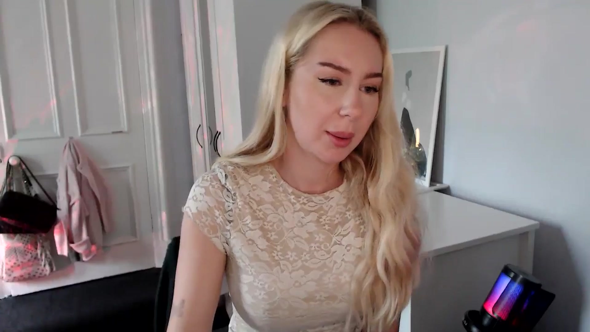 Gallery image thumbnail from British_Cutie's myfreecams stream on, 09/02/2025, 13:14 image 15 of 20