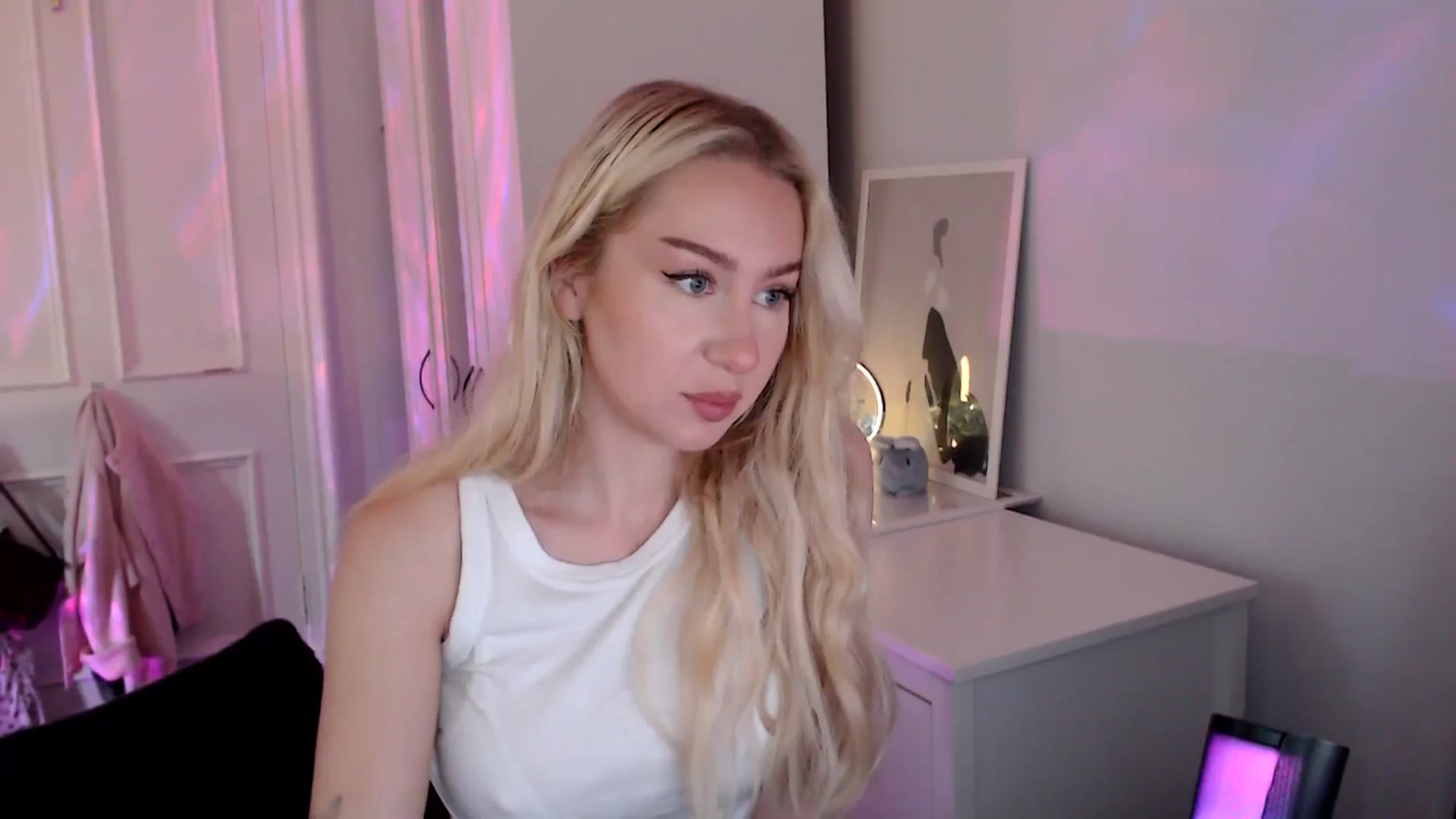 Gallery image thumbnail from British_Cutie's myfreecams stream on, 09/03/2025, 10:27 image 3 of 20