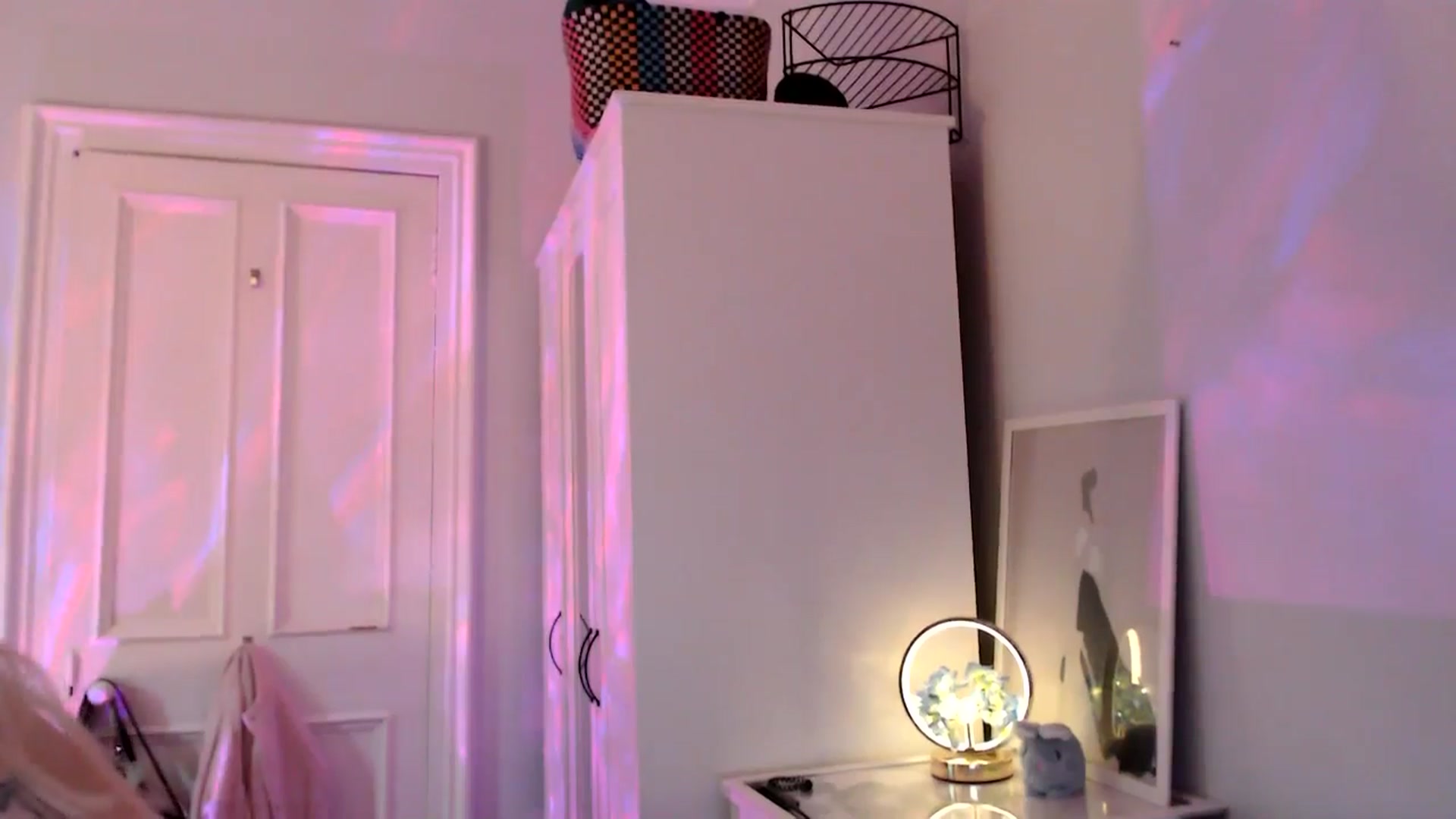 Gallery image thumbnail from British_Cutie's myfreecams stream on, 09/03/2025, 10:27 image 19 of 20