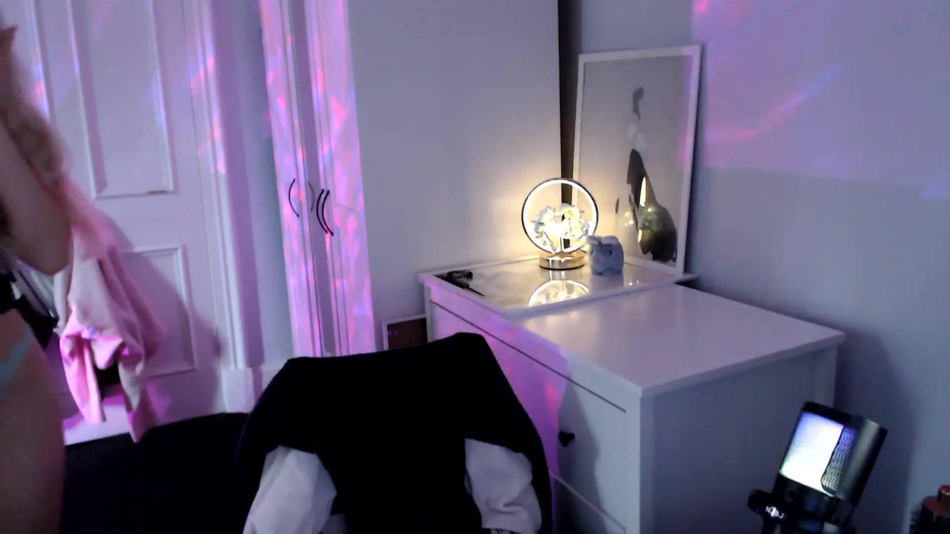 Gallery image thumbnail from British_Cutie's myfreecams stream on, 09/03/2025, 15:30 image 3 of 20