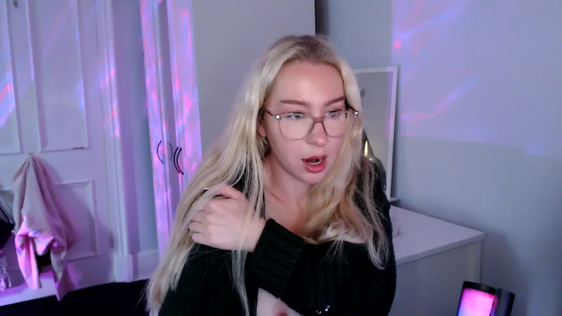 Gallery image thumbnail from British_Cutie's myfreecams stream on, 09/03/2025, 15:30 image 11 of 20