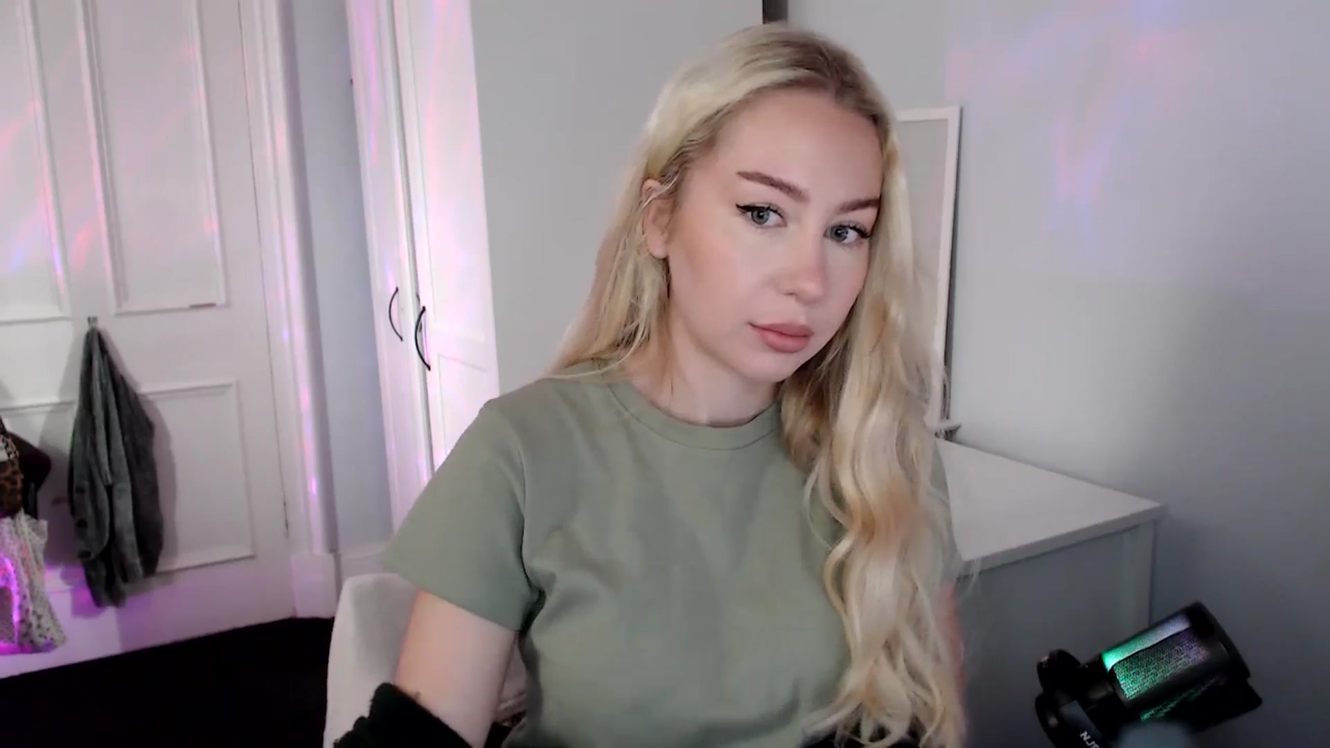 Gallery image thumbnail from British_Cutie's myfreecams stream on, 09/05/2025, 07:42 image 5 of 20