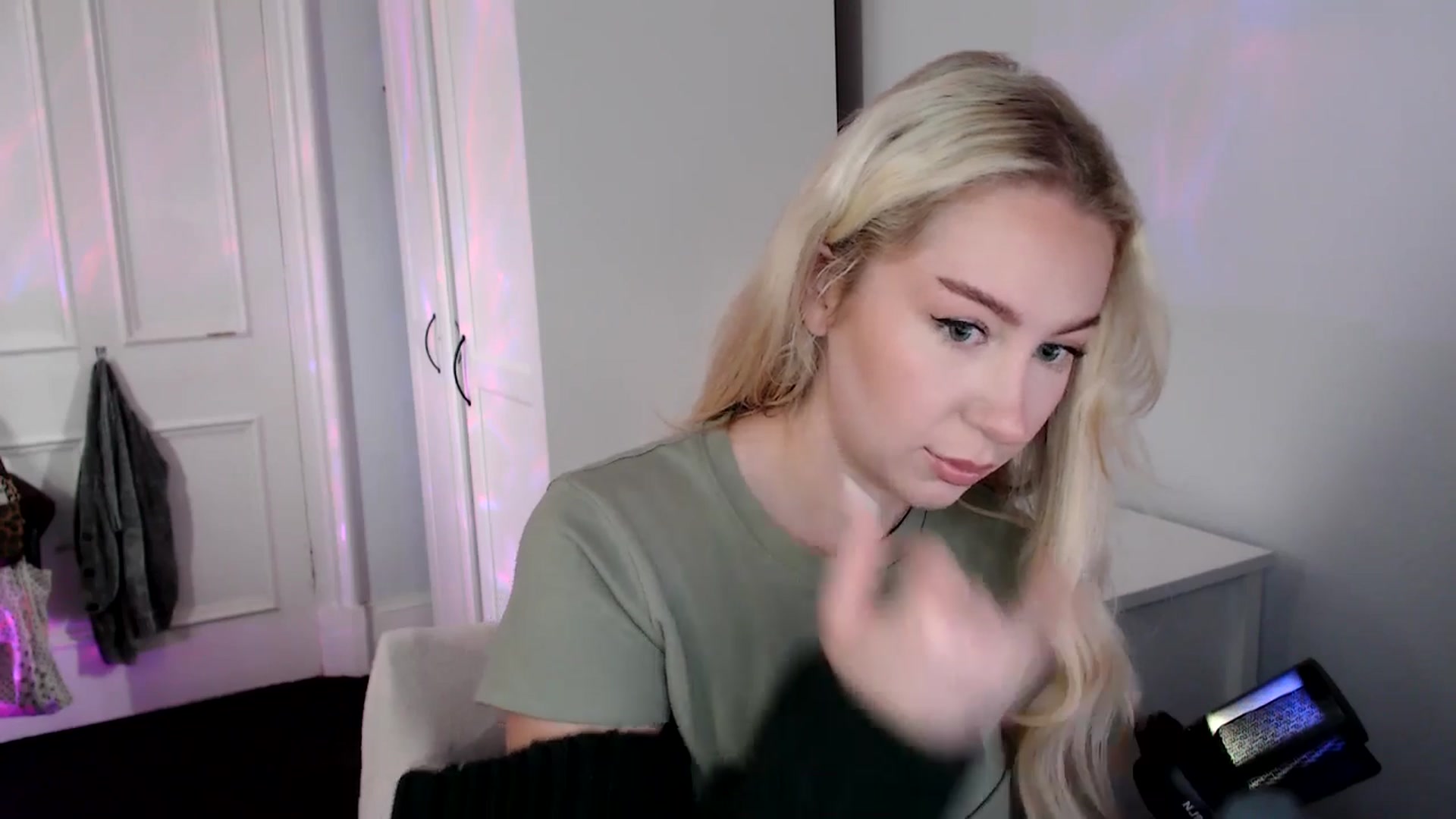 Gallery image thumbnail from British_Cutie's myfreecams stream on, 09/05/2025, 07:42 image 11 of 20