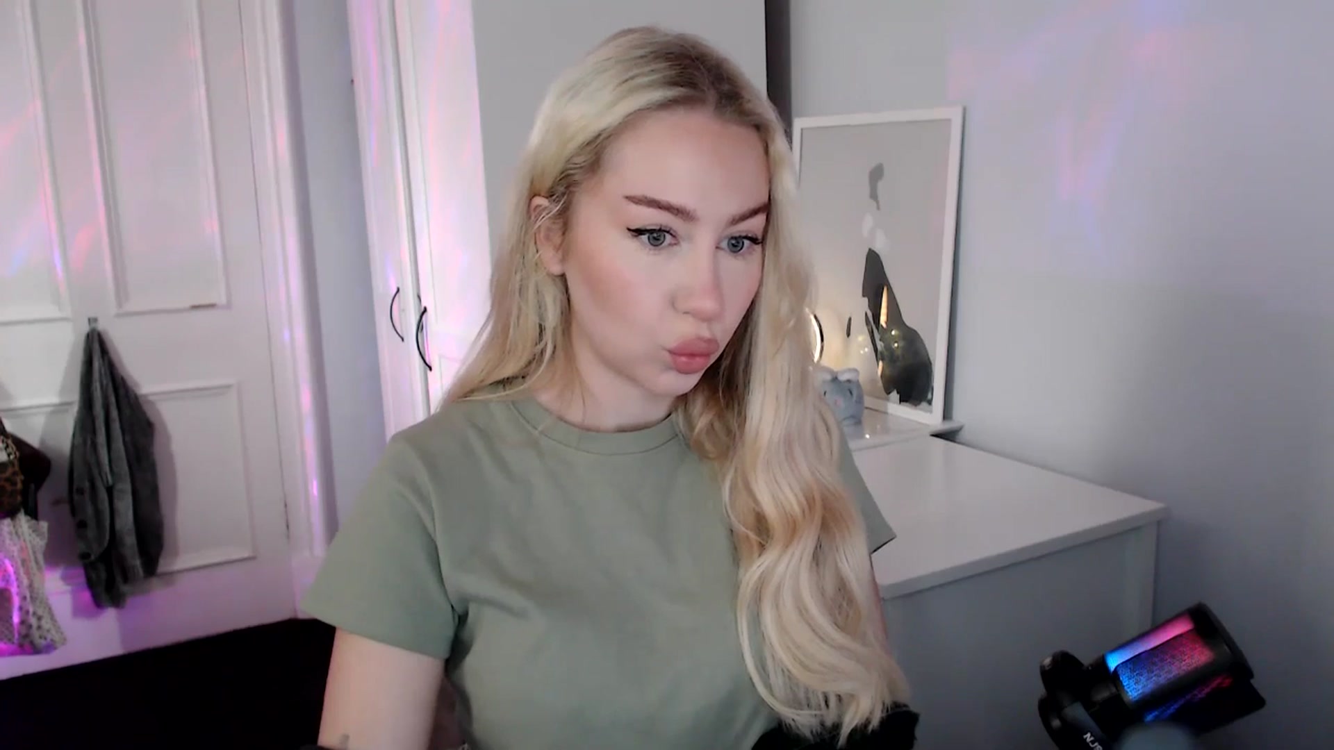 Gallery image thumbnail from British_Cutie's myfreecams stream on, 09/05/2025, 07:42 image 4 of 20