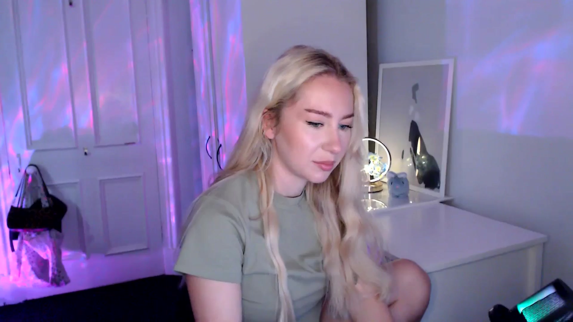 Gallery image thumbnail from British_Cutie's myfreecams stream on, 09/05/2025, 08:36 image 16 of 20