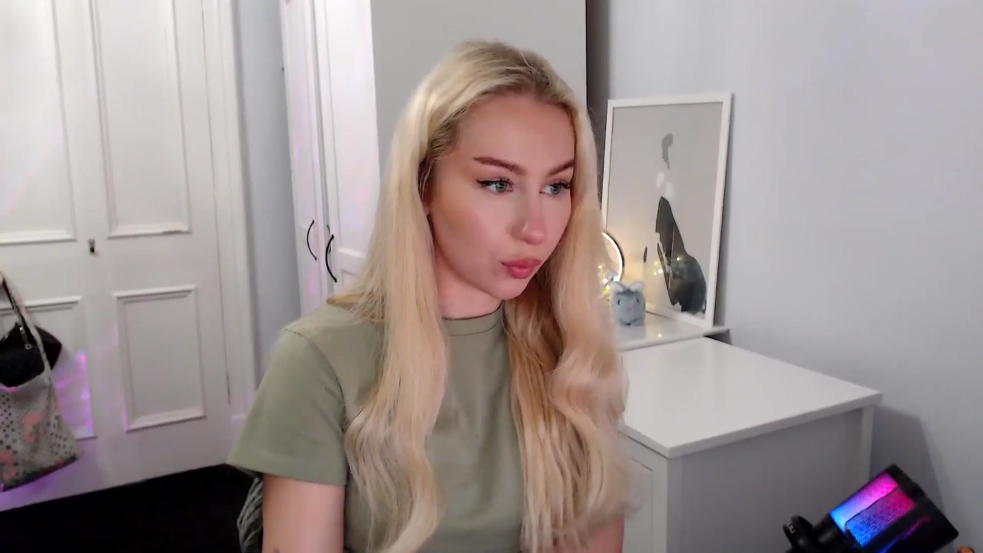 Gallery image thumbnail from British_Cutie's myfreecams stream on, 09/05/2025, 12:39 image 12 of 20