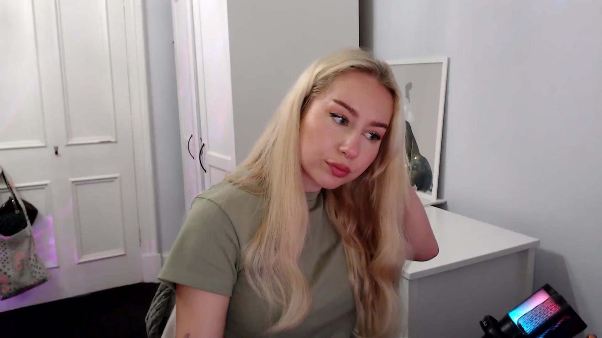 Gallery image thumbnail from British_Cutie's myfreecams stream on, 09/05/2025, 12:39 image 14 of 20