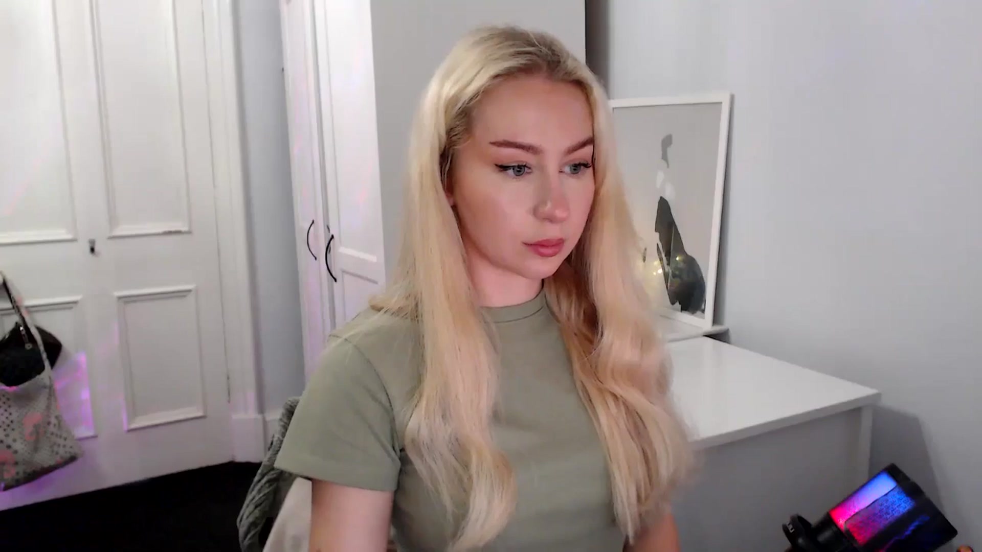 Gallery image thumbnail from British_Cutie's myfreecams stream on, 09/05/2025, 12:39 image 13 of 20