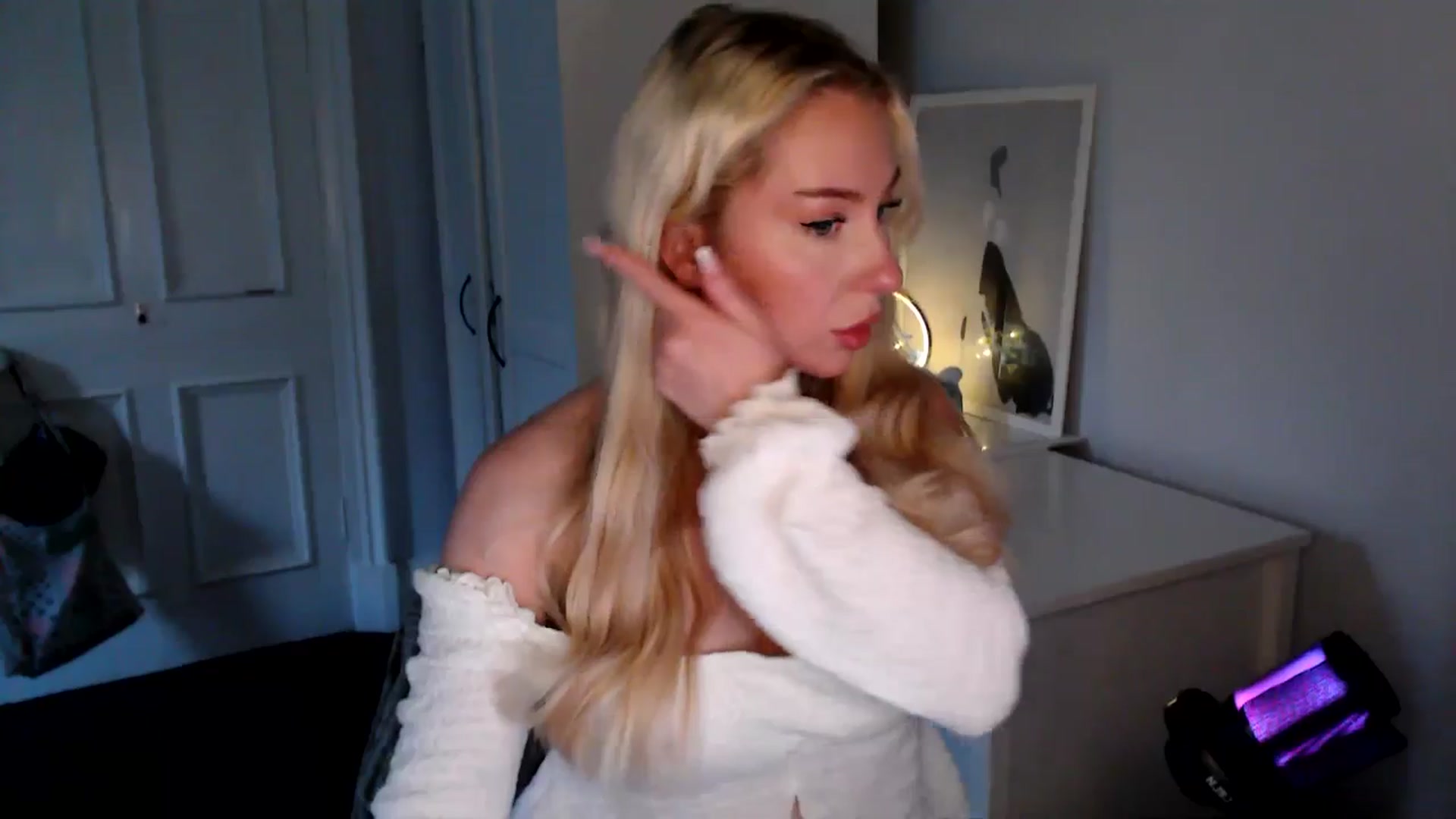 Gallery image thumbnail from British_Cutie's myfreecams stream on, 09/05/2025, 18:48 image 12 of 20