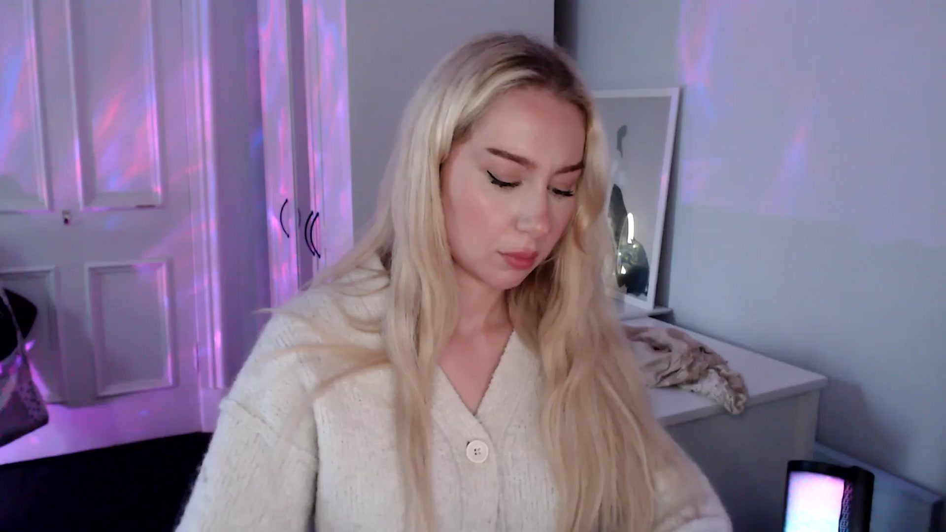 Gallery image thumbnail from British_Cutie's myfreecams stream on, 09/07/2025, 17:20 image 3 of 20
