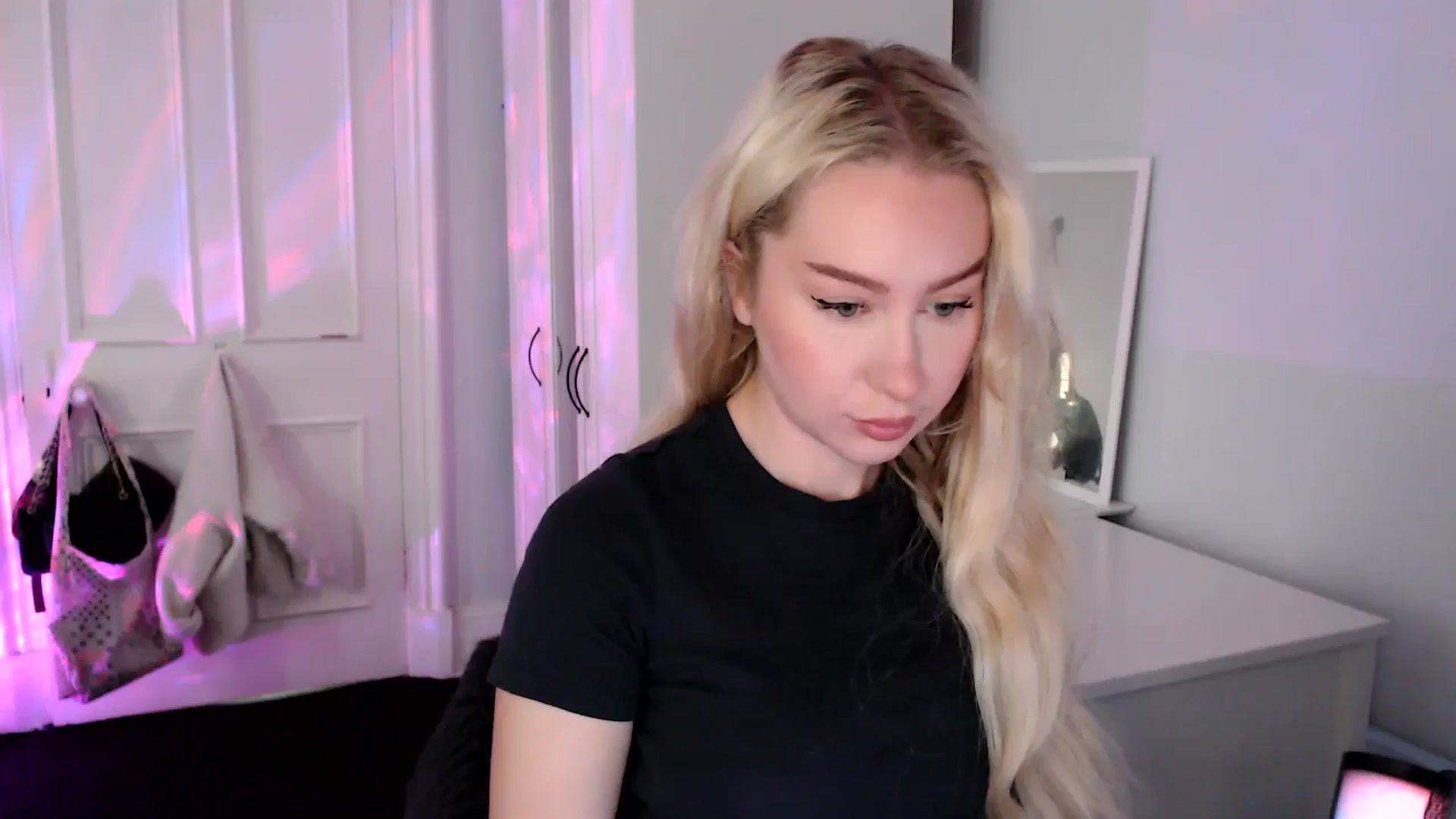 Gallery image thumbnail from British_Cutie's myfreecams stream on, 09/08/2025, 07:35 image 1 of 20