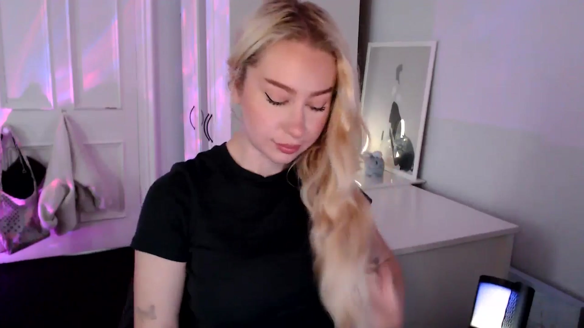 Gallery image thumbnail from British_Cutie's myfreecams stream on, 09/08/2025, 07:35 image 5 of 20