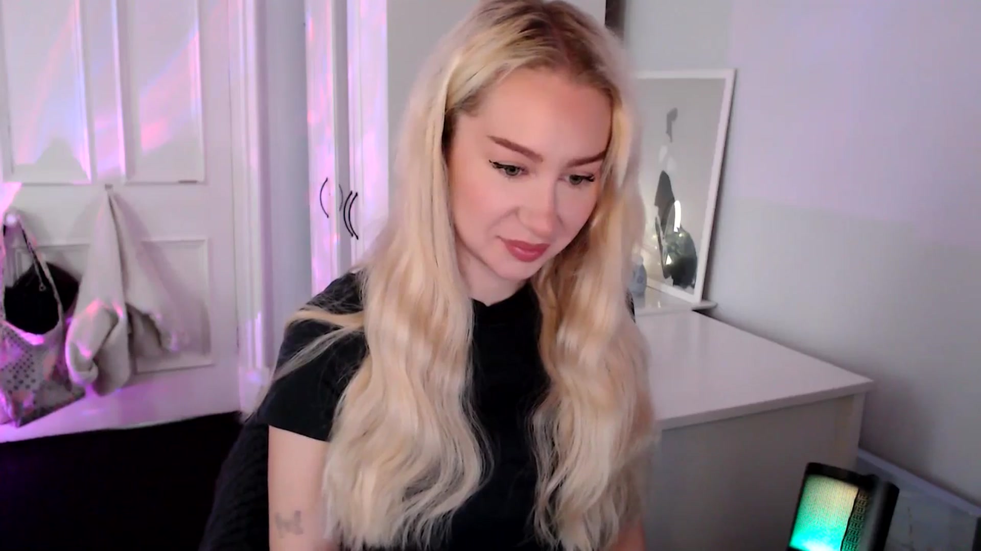 Gallery image thumbnail from British_Cutie's myfreecams stream on, 09/08/2025, 07:35 image 4 of 20