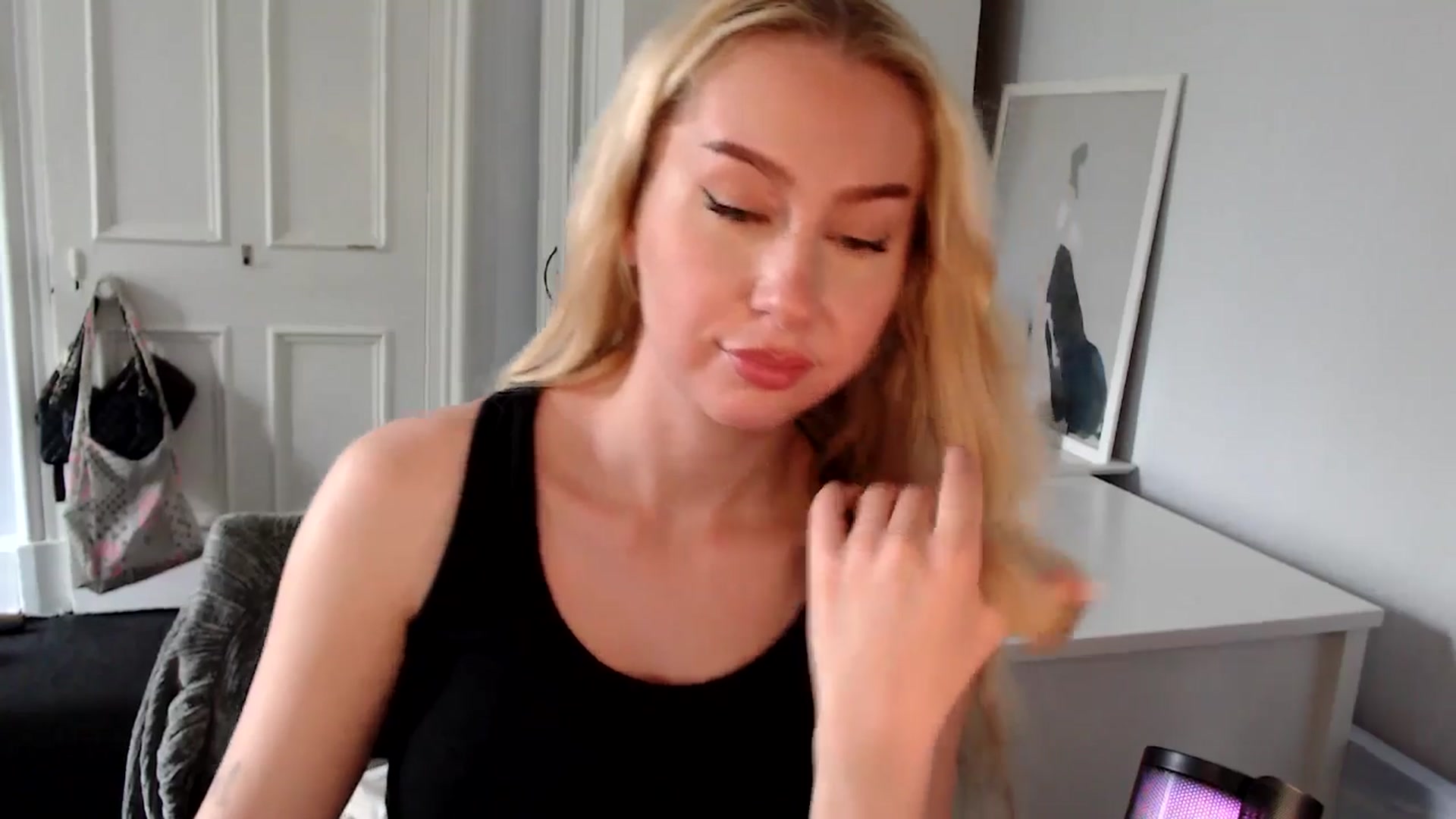 Gallery image thumbnail from British_Cutie's myfreecams stream on, 09/08/2025, 12:22 image 12 of 20