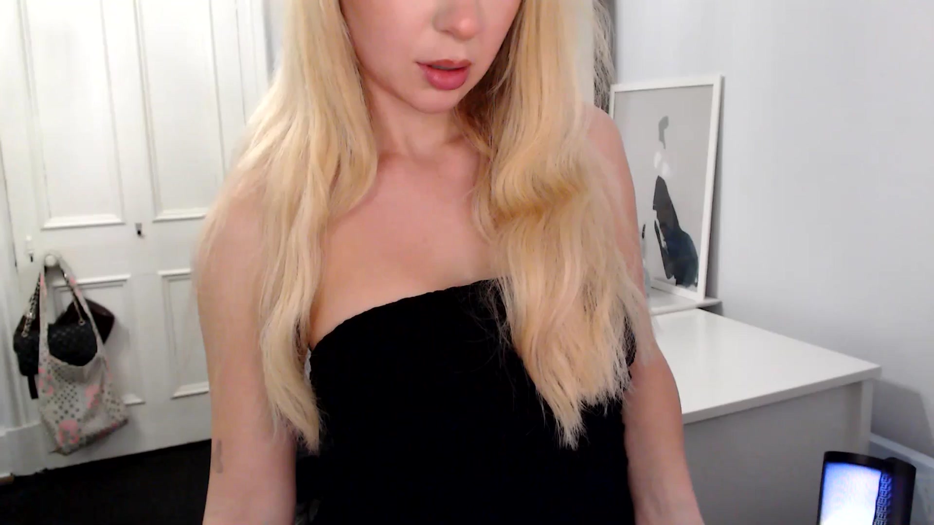 Gallery image thumbnail from British_Cutie's myfreecams stream on, 09/08/2025, 19:16 image 19 of 20