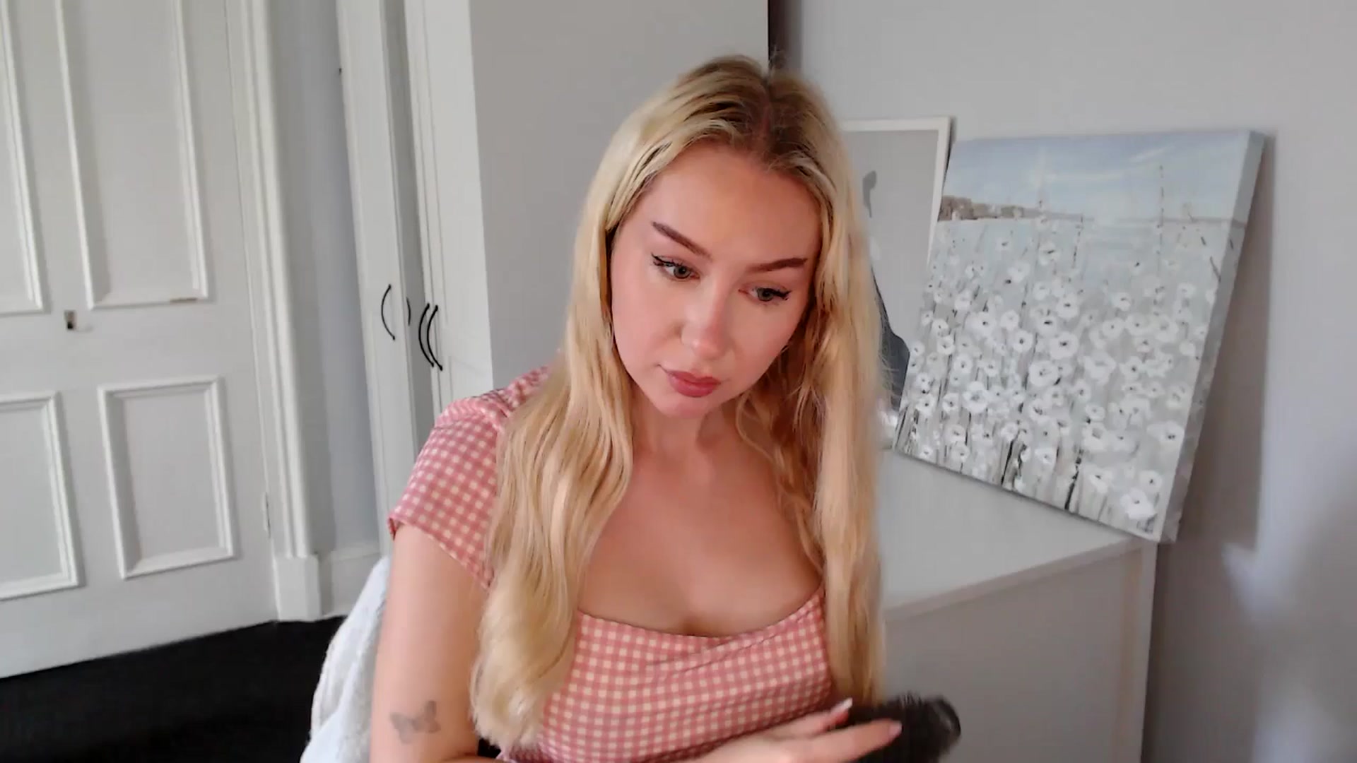 Gallery image thumbnail from British_Cutie's myfreecams stream on, 09/11/2025, 09:32 image 12 of 20