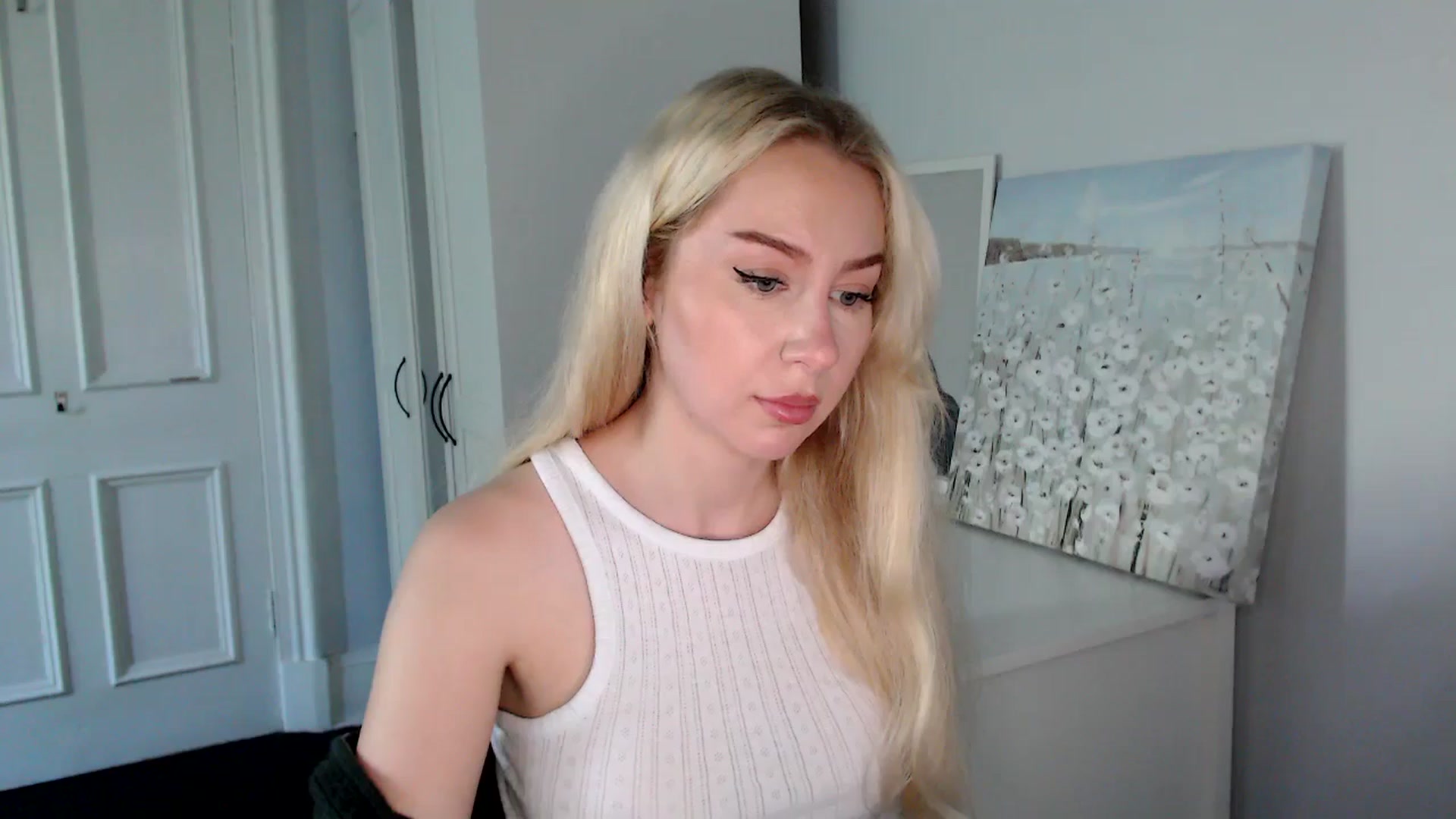Gallery image thumbnail from British_Cutie's myfreecams stream on, 09/11/2025, 13:20 image 15 of 20