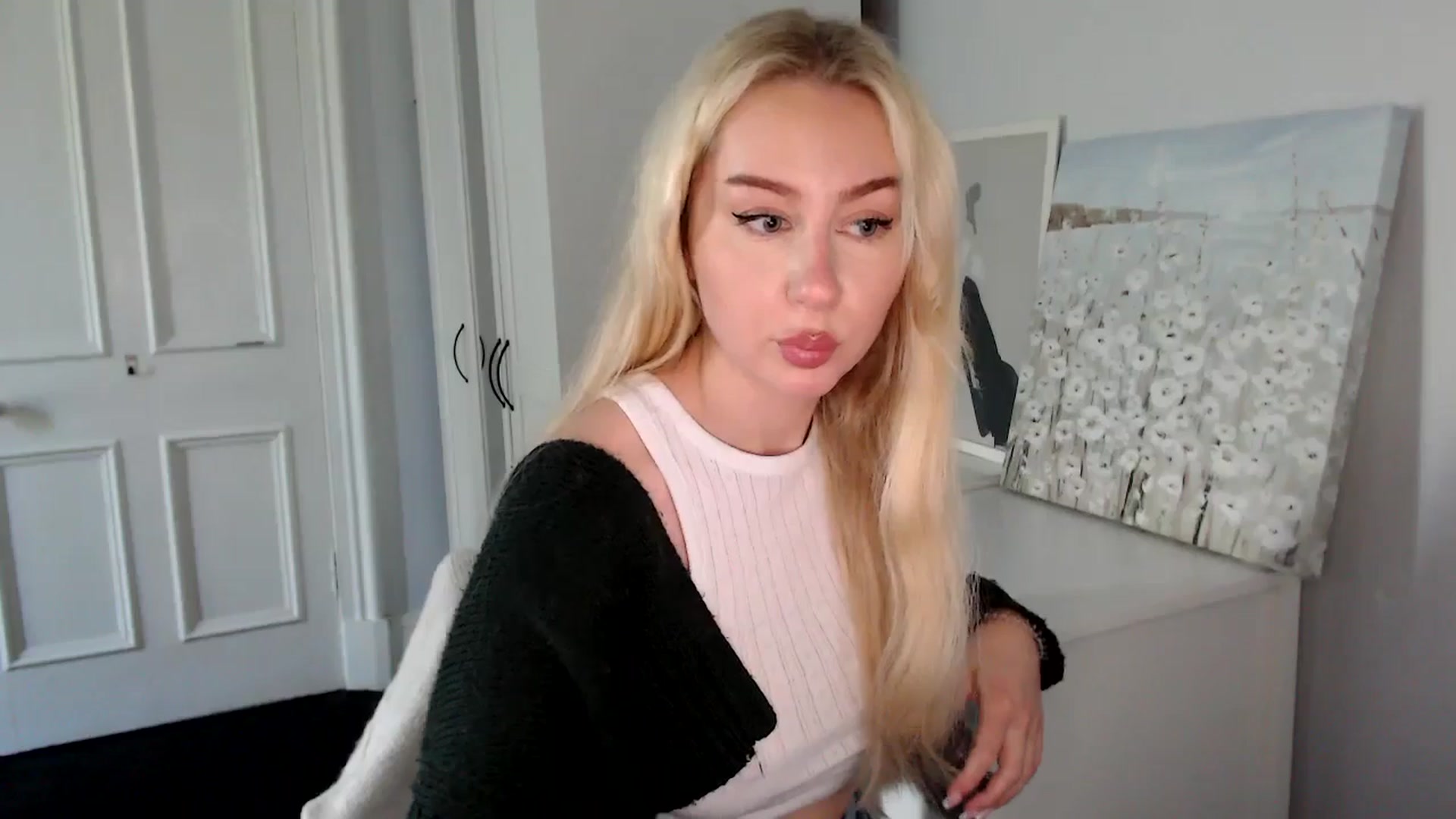 Gallery image thumbnail from British_Cutie's myfreecams stream on, 09/11/2025, 13:20 image 2 of 20